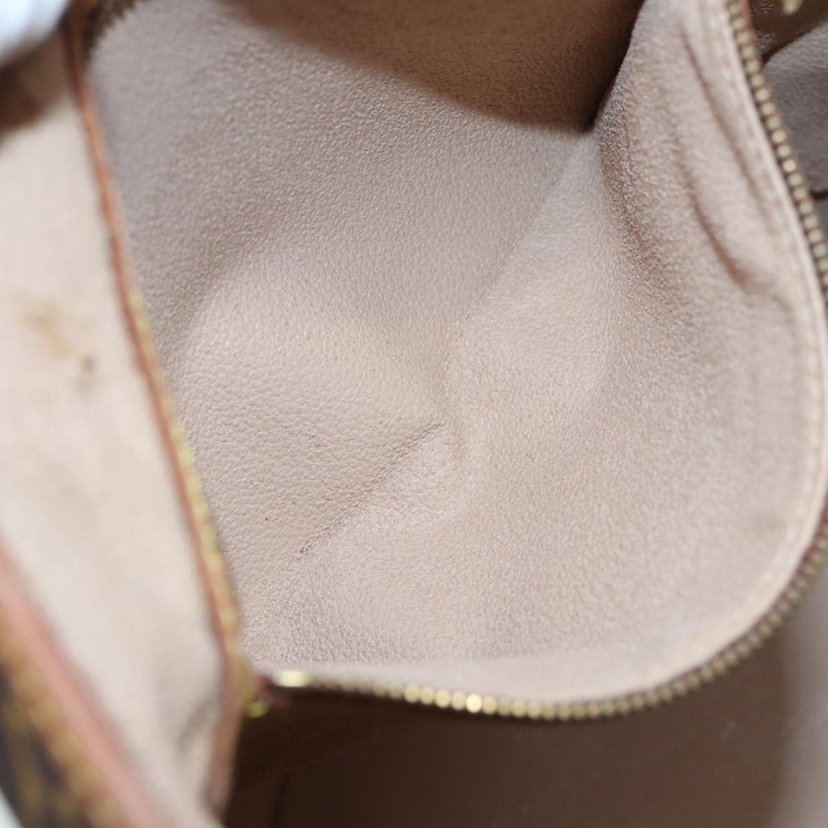 LOUIS VUITTON Monogram Bucket GM Shoulder Bag M42236 LV 84785