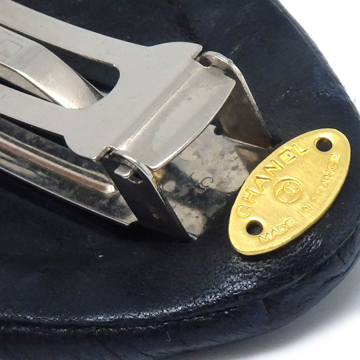 Luxury Chanel Hair Barrette Black 51