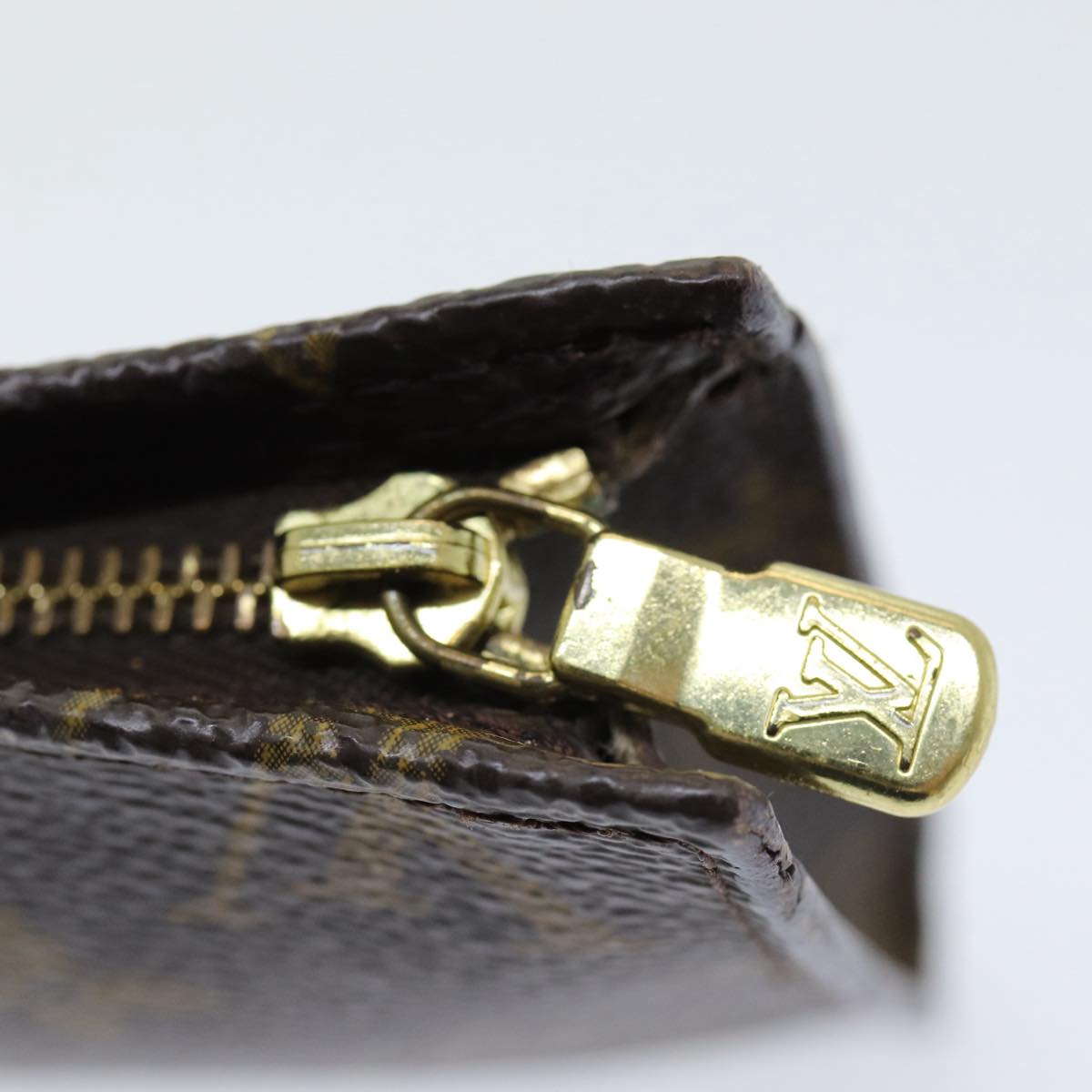 LOUIS VUITTON Monogram Bucket GM Pouch Accessory Pouch LV 84817