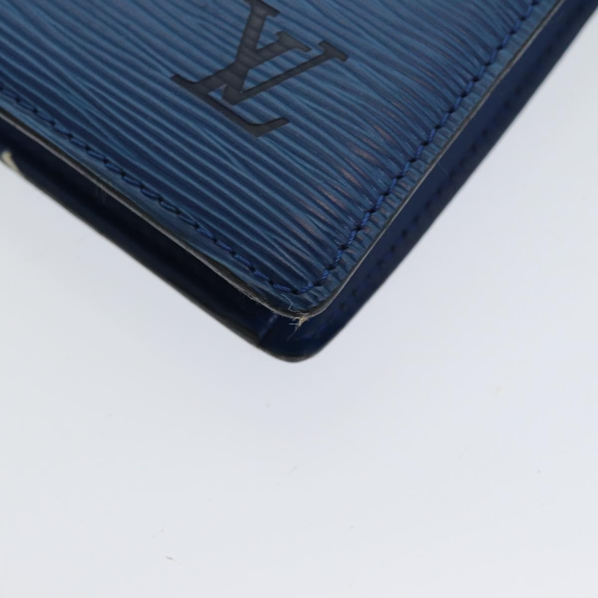 LOUIS VUITTON Epi Trousse Crete Pouch Blue M48405 LV 85165