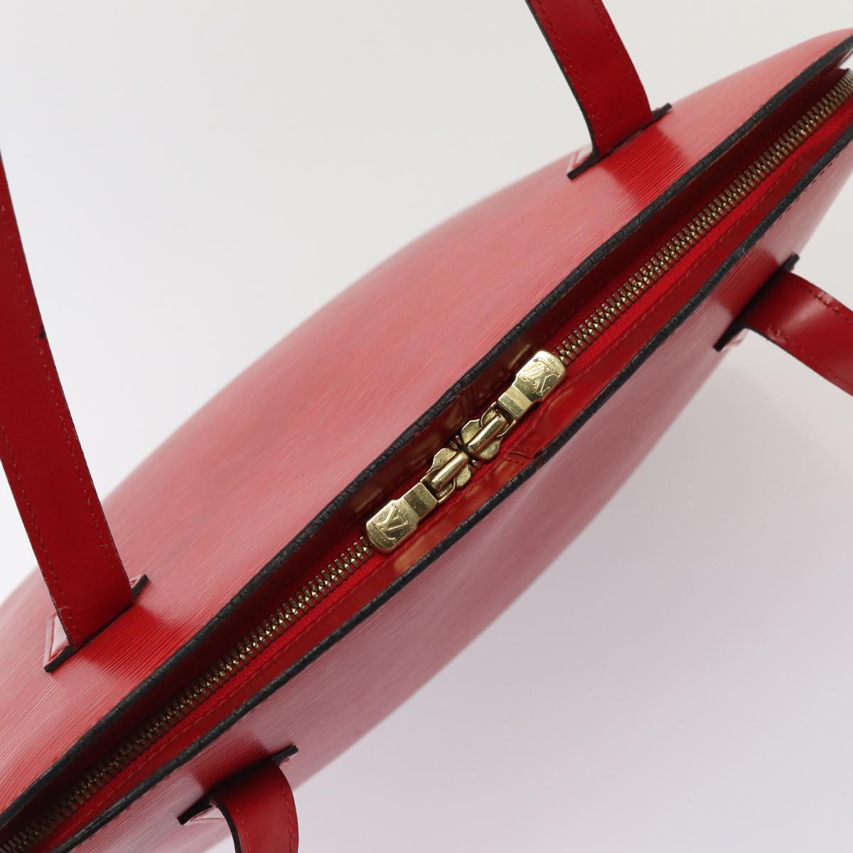LOUIS VUITTON Epi Lussac Shoulder Bag Red M52287 LV 85255