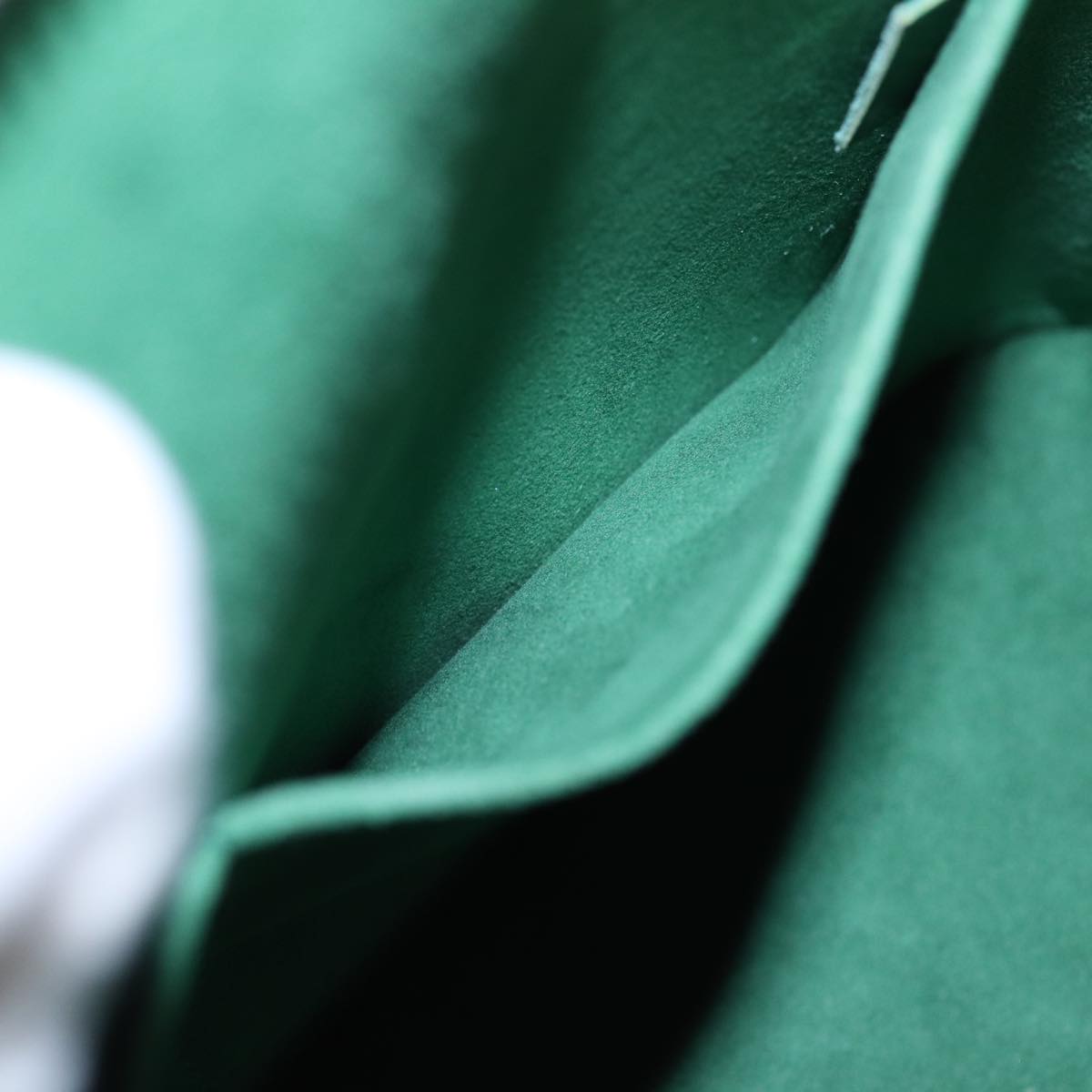 LOUIS VUITTON Epi Alma PM Hand Bag Green Cloak M40618 LV 85350A