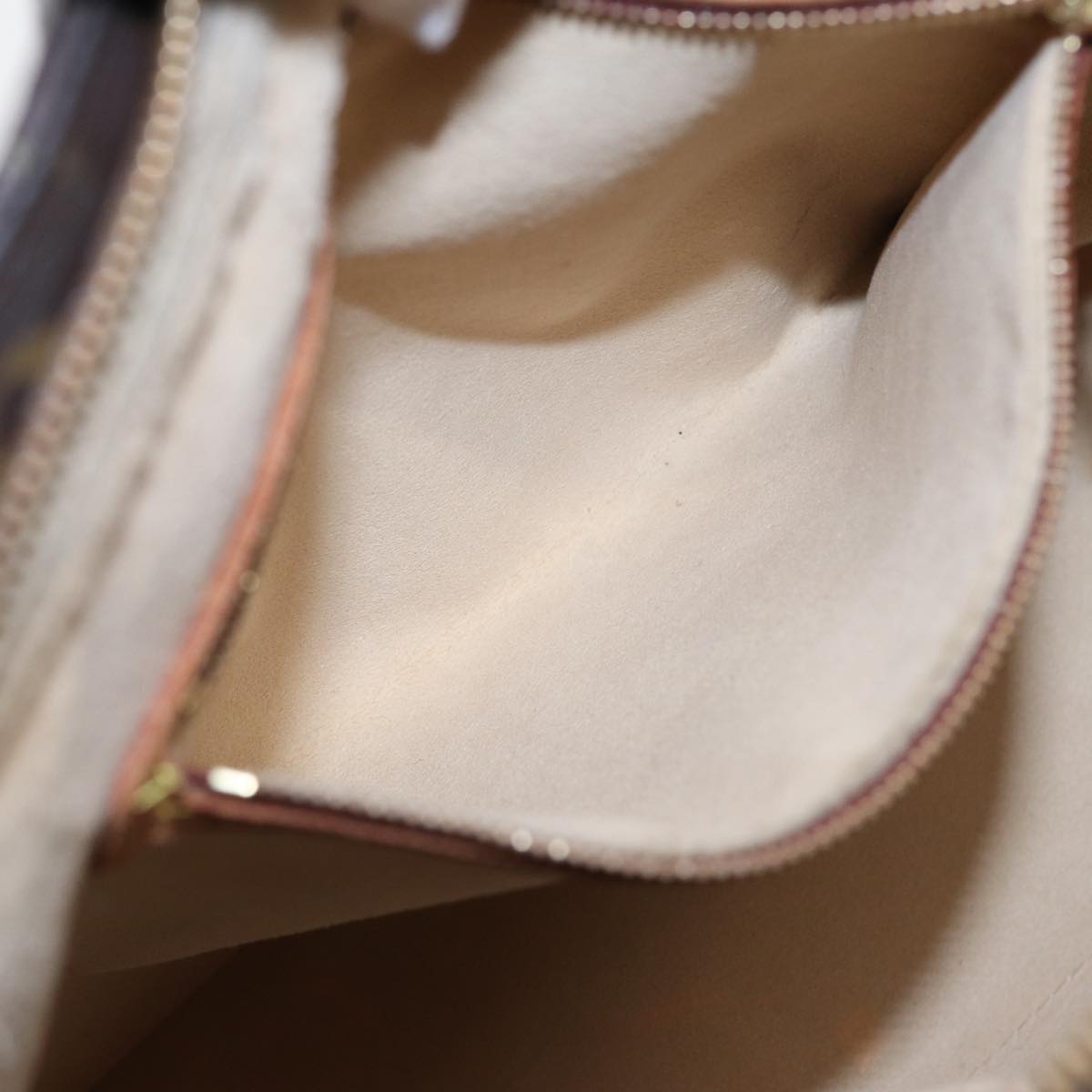 LOUIS VUITTON Monogram Looping GM Shoulder Bag M51145 LV 85359