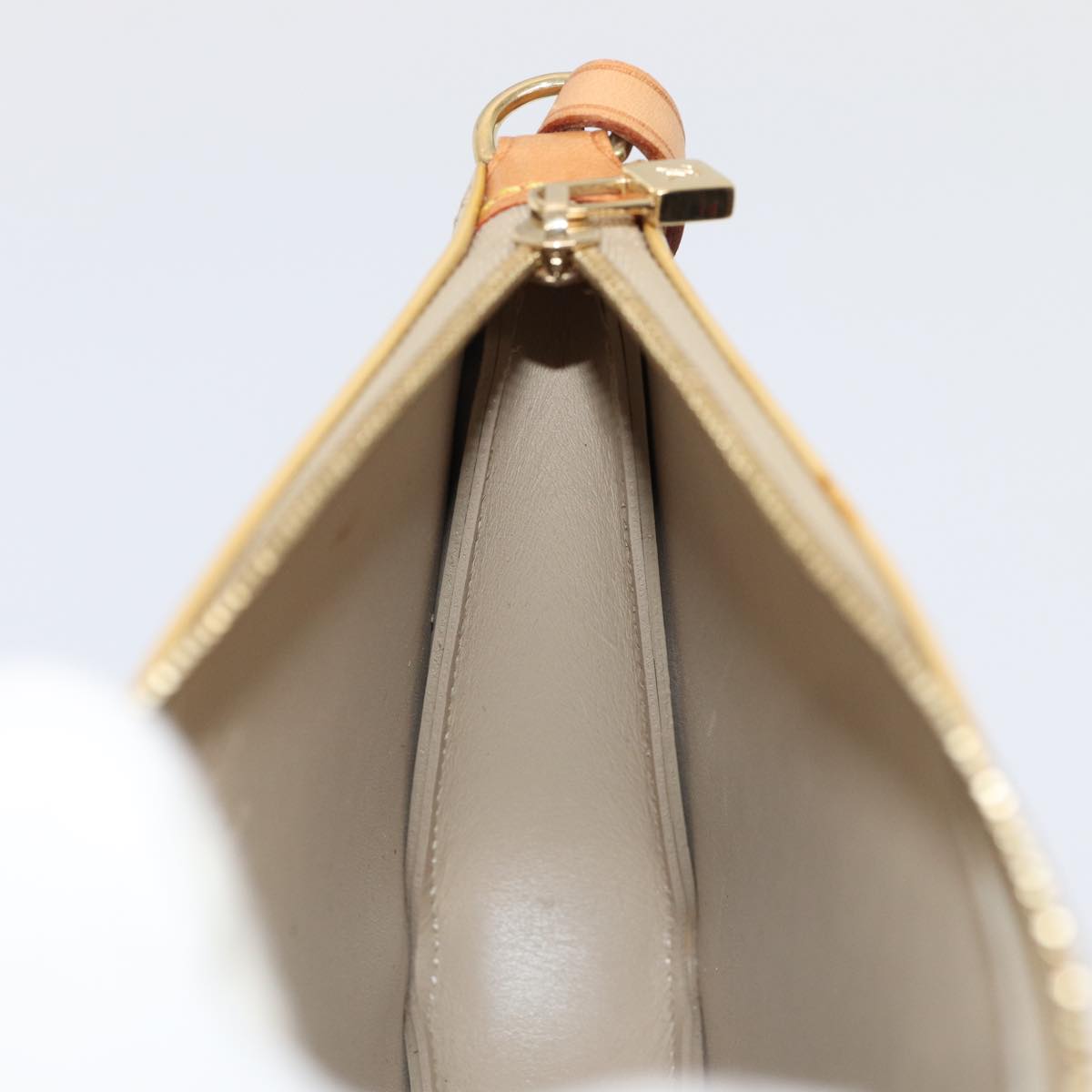 LOUIS VUITTON Monogram Vernis Lexington Accessory Pouch Beige M91010 85381