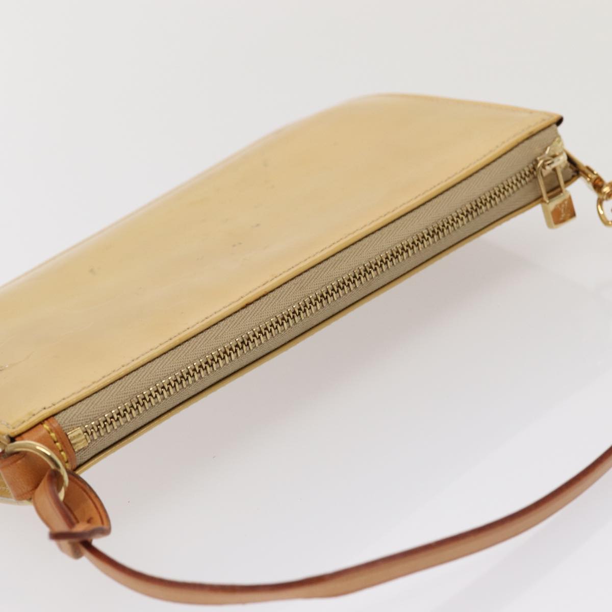 LOUIS VUITTON Monogram Vernis Lexington Accessory Pouch Beige M91010 85381