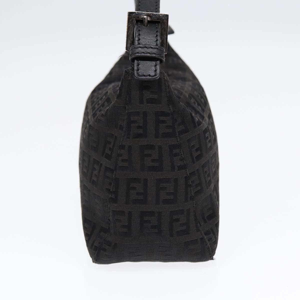 Luxury Fendi Zucchino Canvas Hand Pouch Black Silver85554