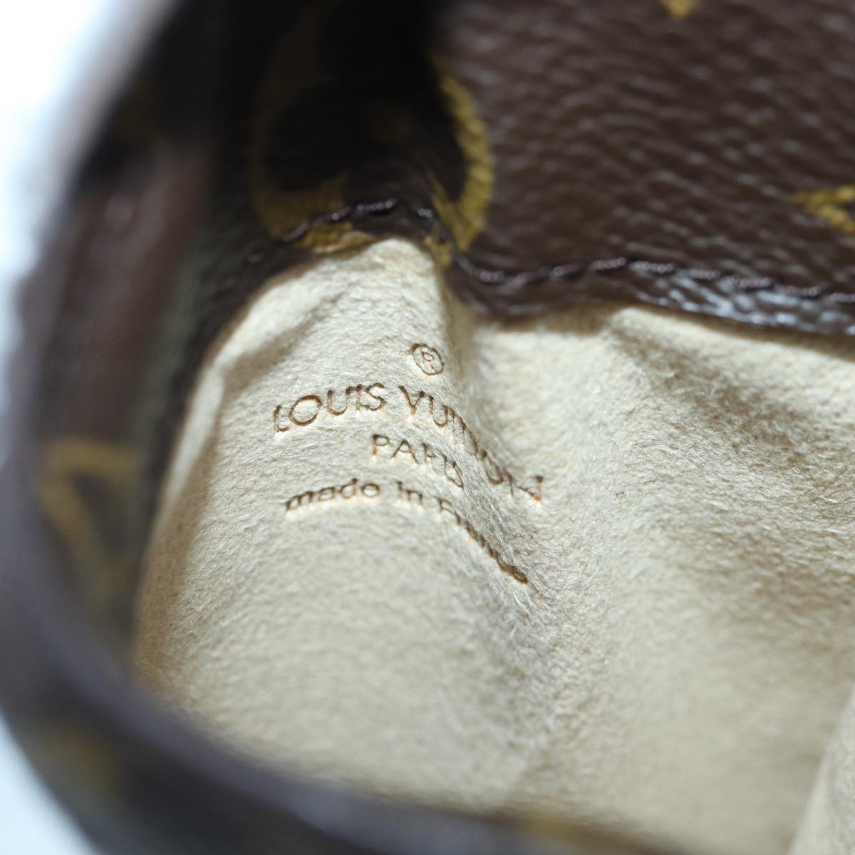 LOUIS VUITTON Monogram Etui Lunette MM Glasses Case M66544 LV 85670