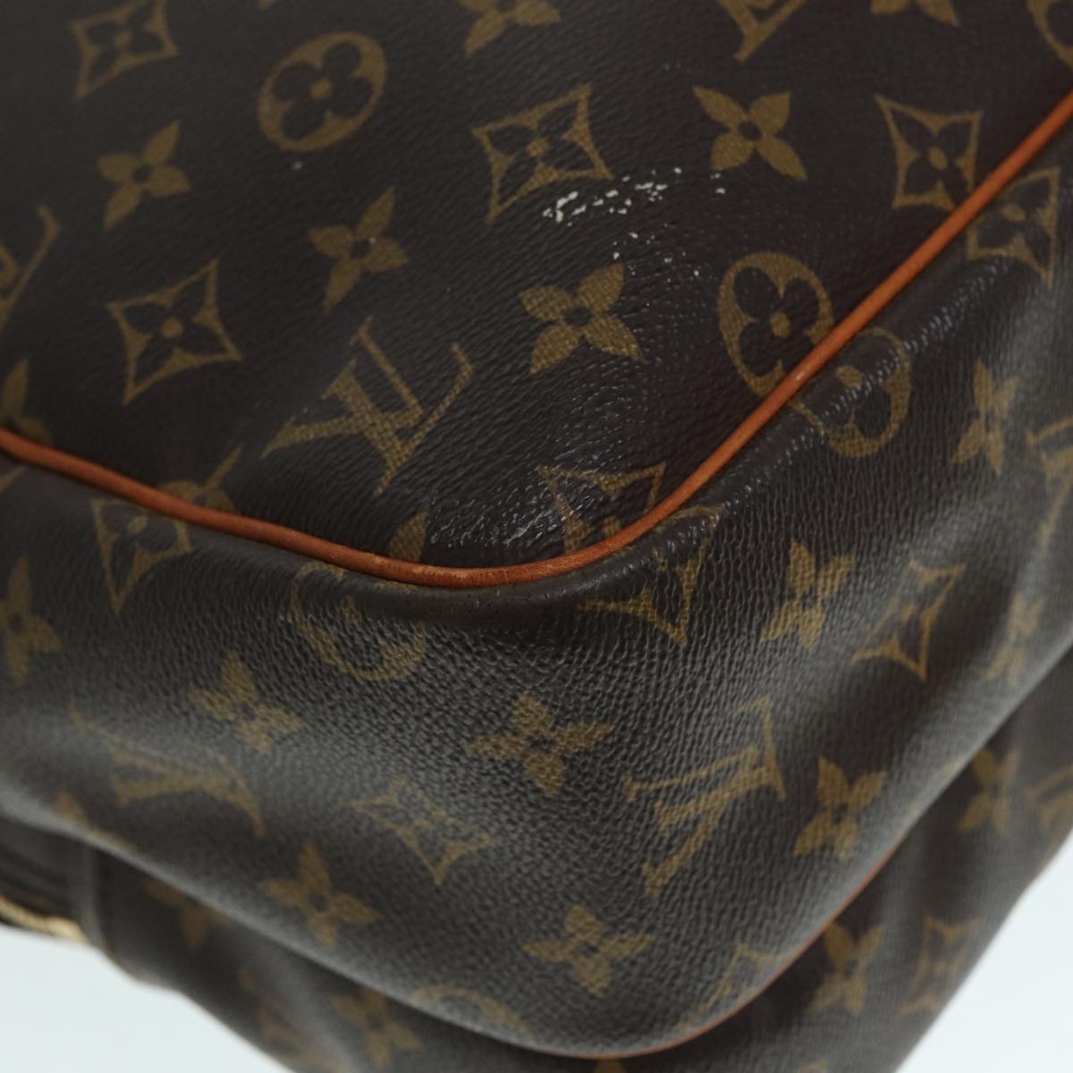 LOUIS VUITTON Monogram Reporter GM Shoulder Bag M45252 LV 85673