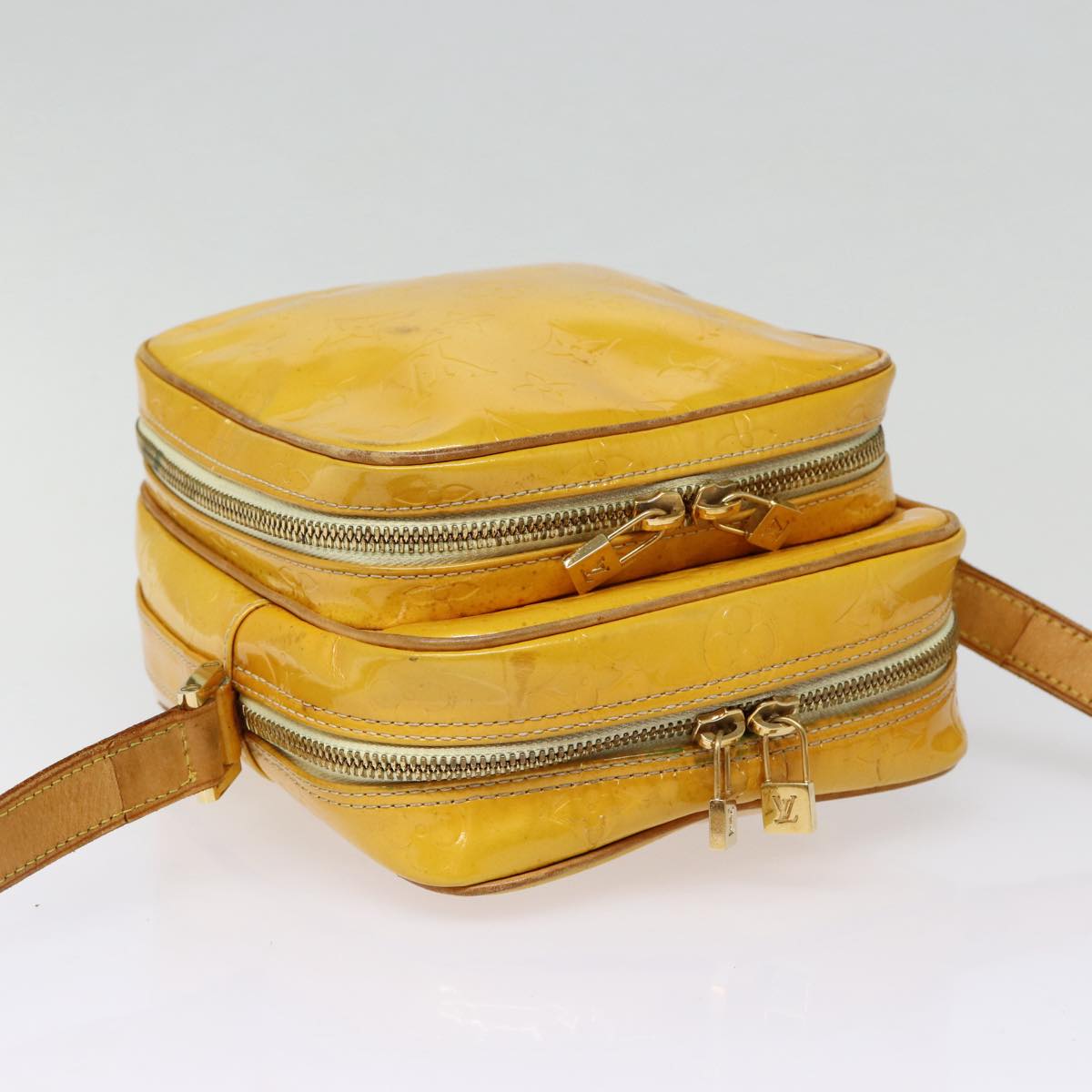 LOUIS VUITTON Monogram Vernis Wooster Shoulder Bag Yellow M91075 LV 85730