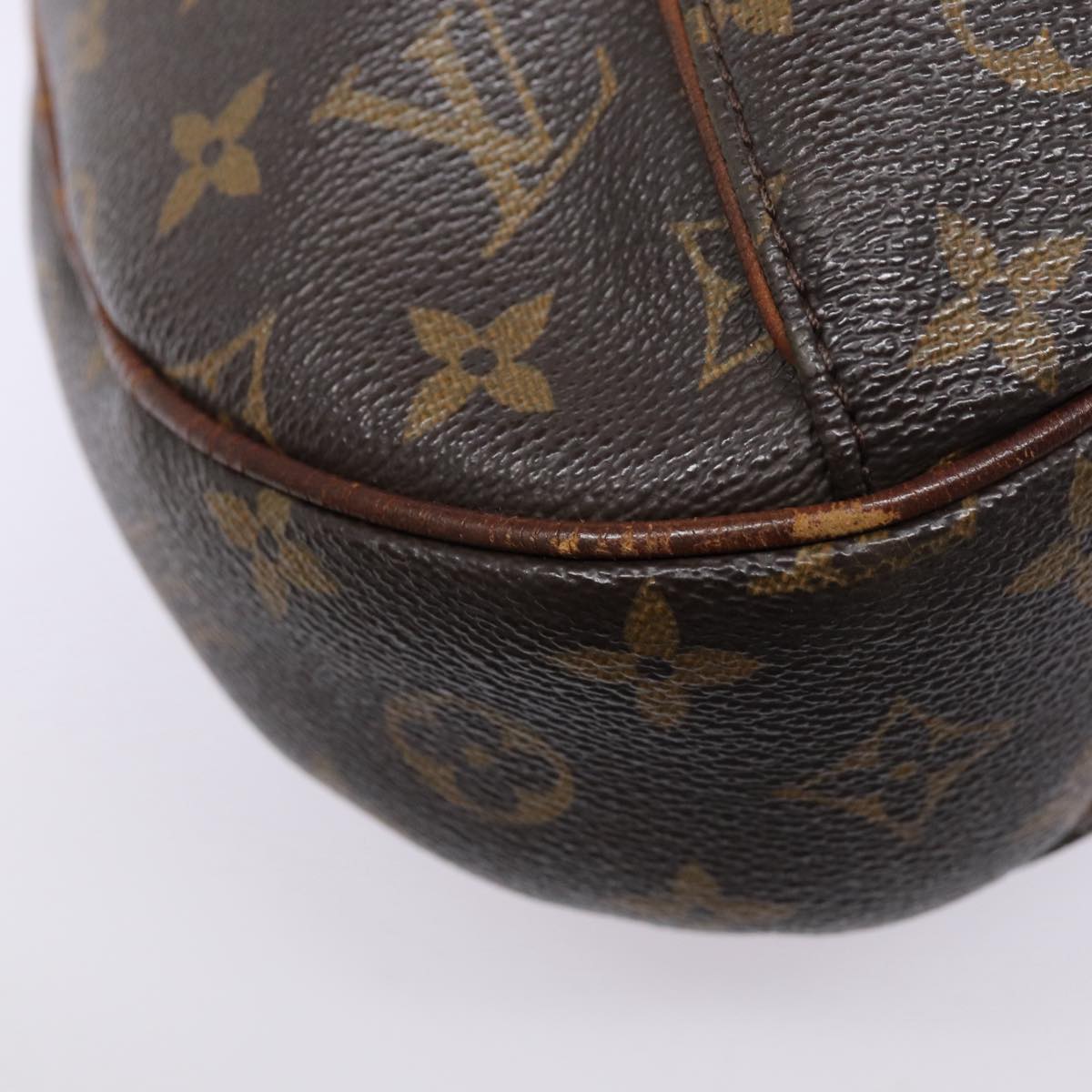 LOUIS VUITTON Monogram Thames GM Shoulder Bag M56383 LV 85732