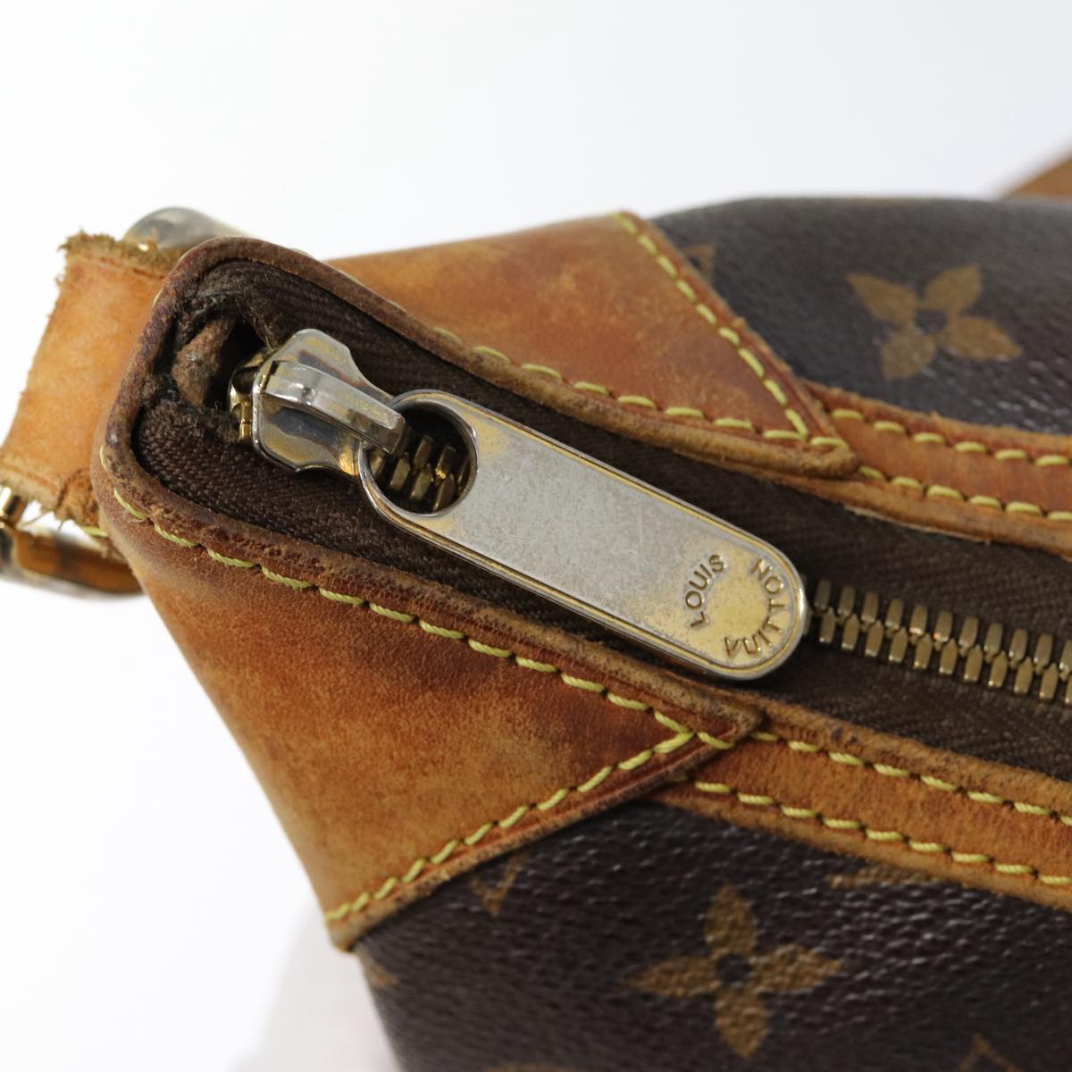 LOUIS VUITTON Monogram Thames GM Shoulder Bag M56383 LV 85732