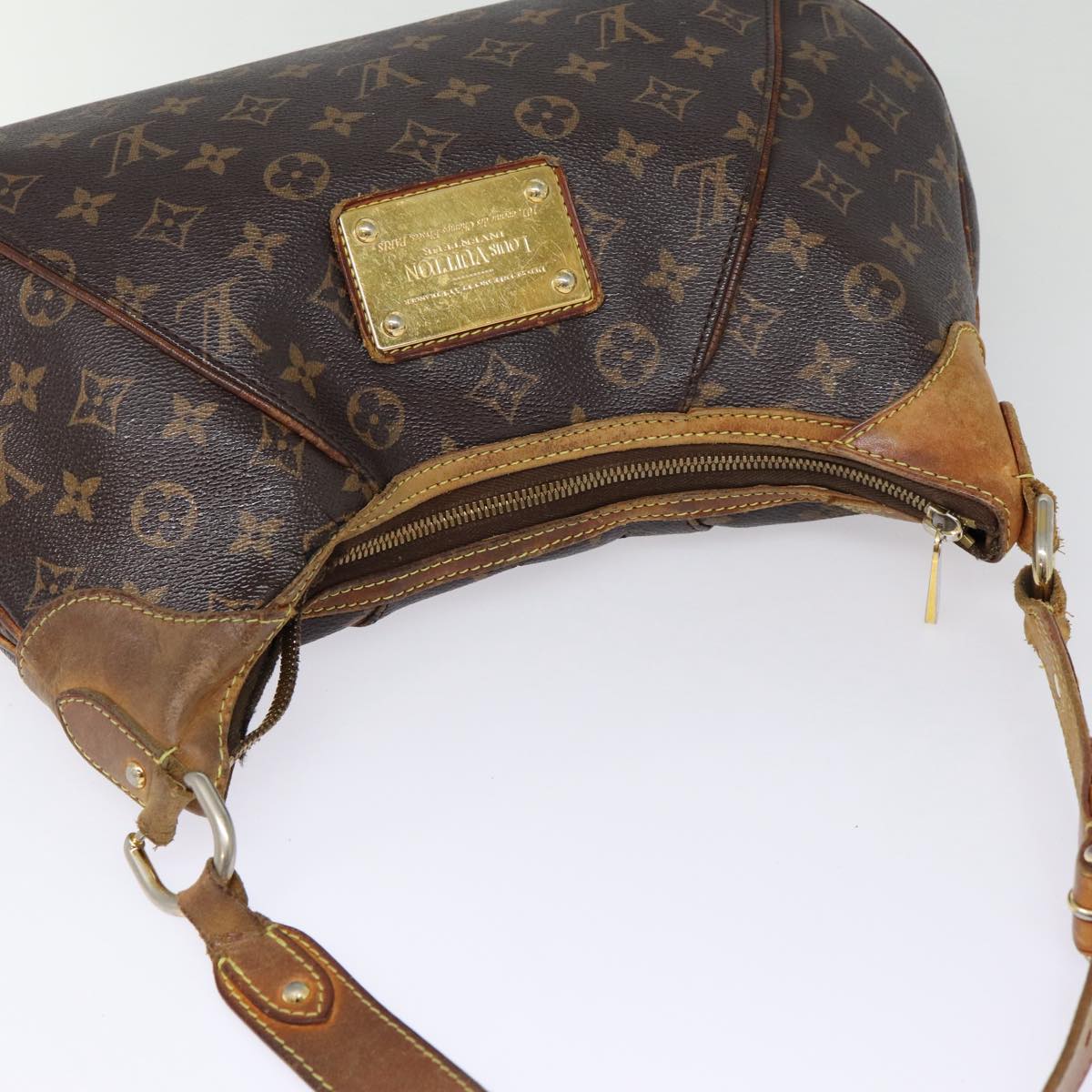 LOUIS VUITTON Monogram Thames GM Shoulder Bag M56383 LV 85732