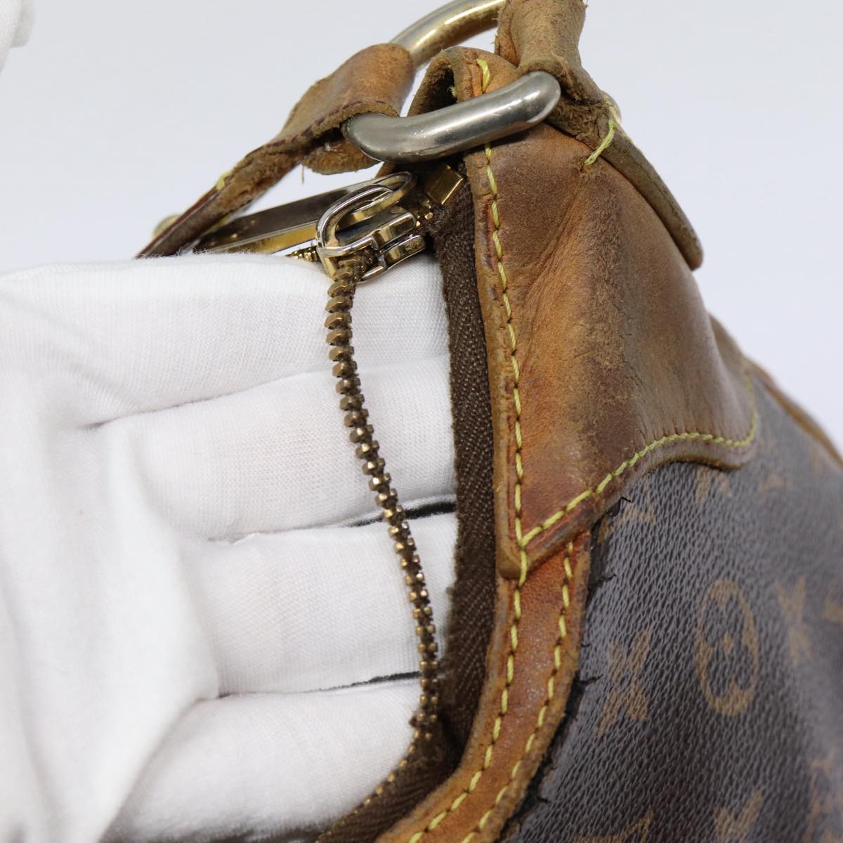 LOUIS VUITTON Monogram Thames GM Shoulder Bag M56383 LV 85732