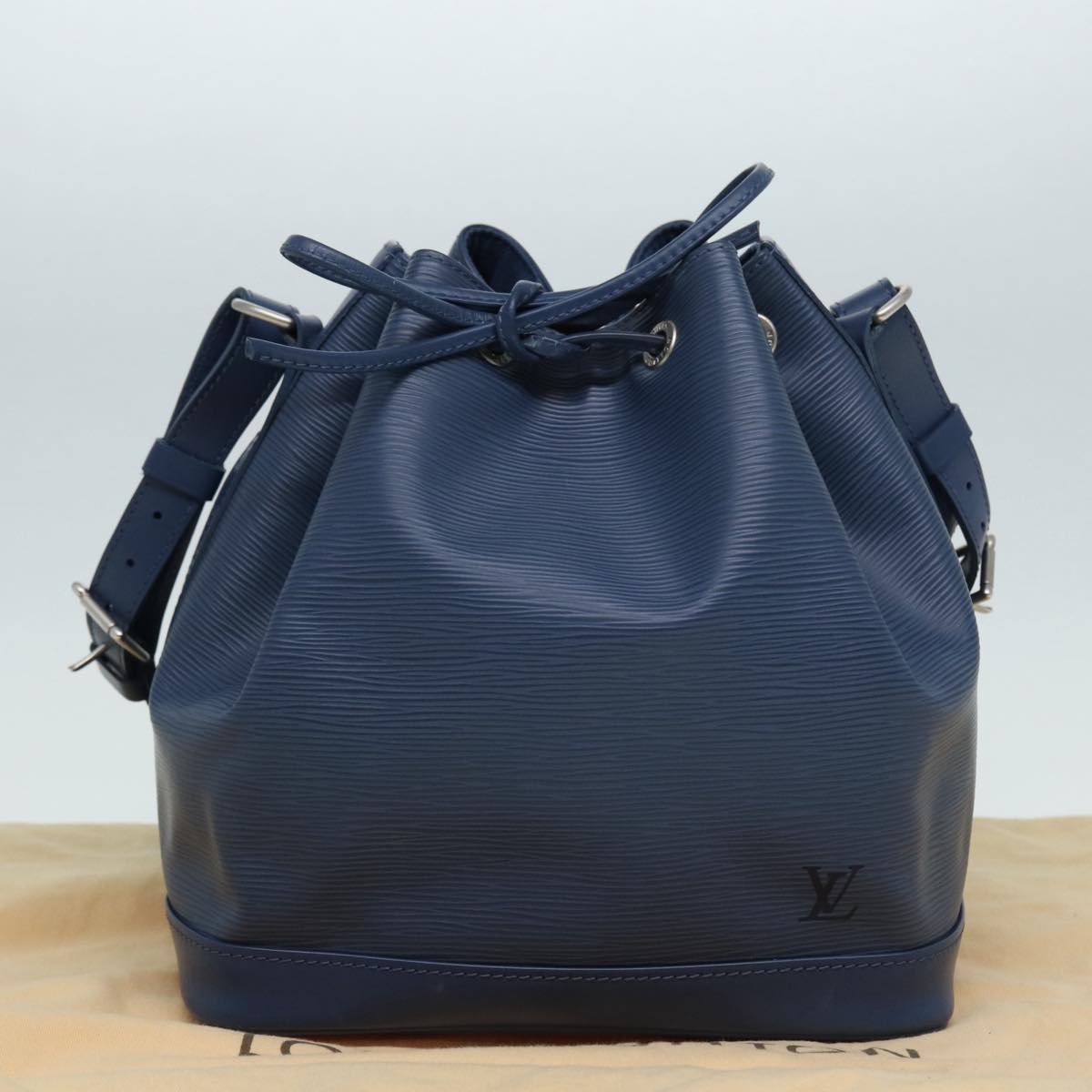 LOUIS VUITTON Epi Noe Shoulder Bag Myrtille LV 86012A
