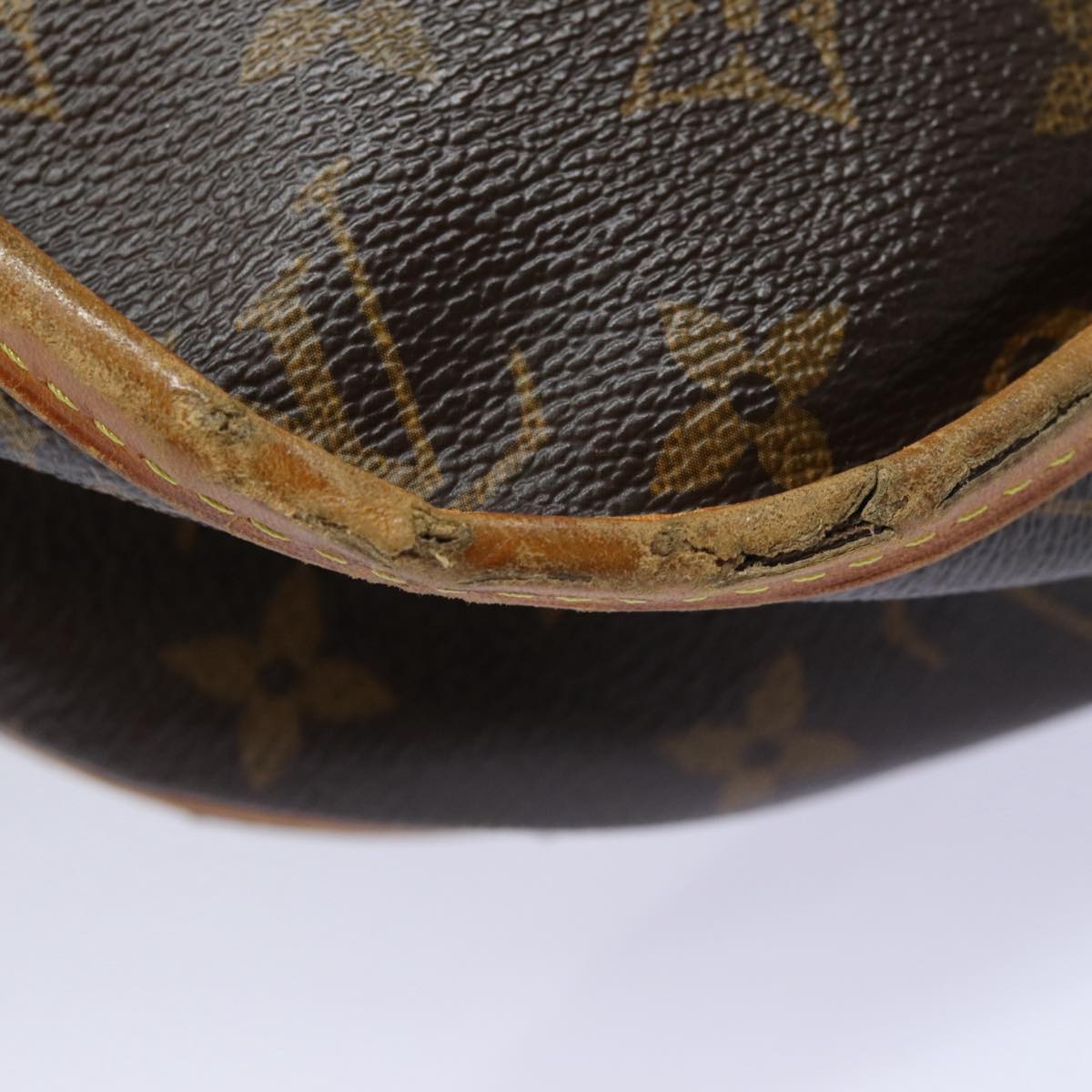 LOUIS VUITTON Monogram Menilmontant PM Shoulder Bag M40474 LV 86123