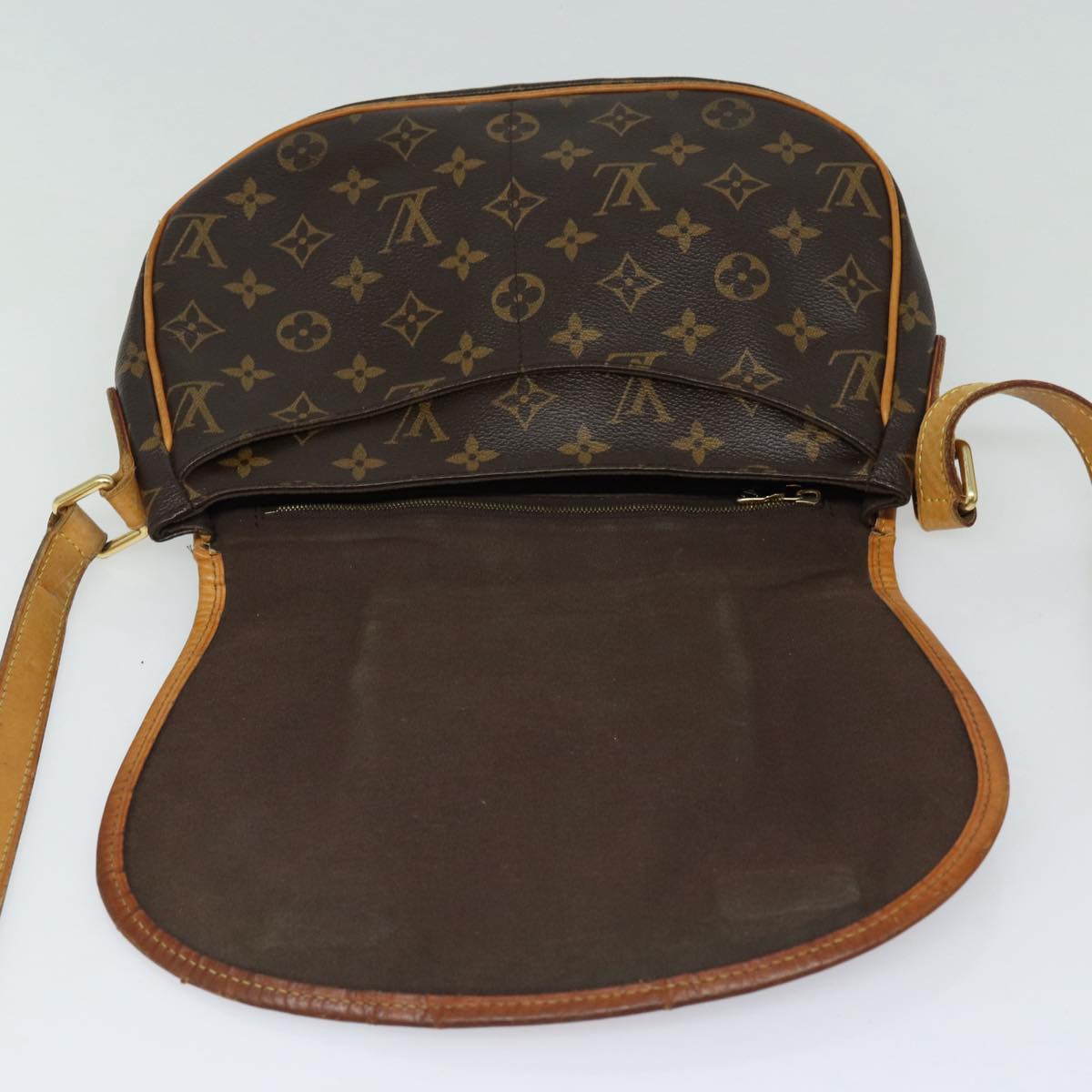 LOUIS VUITTON Monogram Menilmontant PM Shoulder Bag M40474 LV 86123