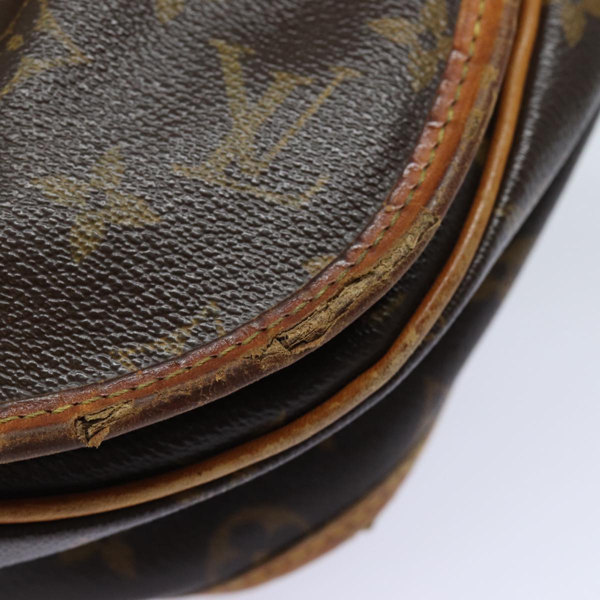 LOUIS VUITTON Monogram Menilmontant PM Shoulder Bag M40474 LV 86123