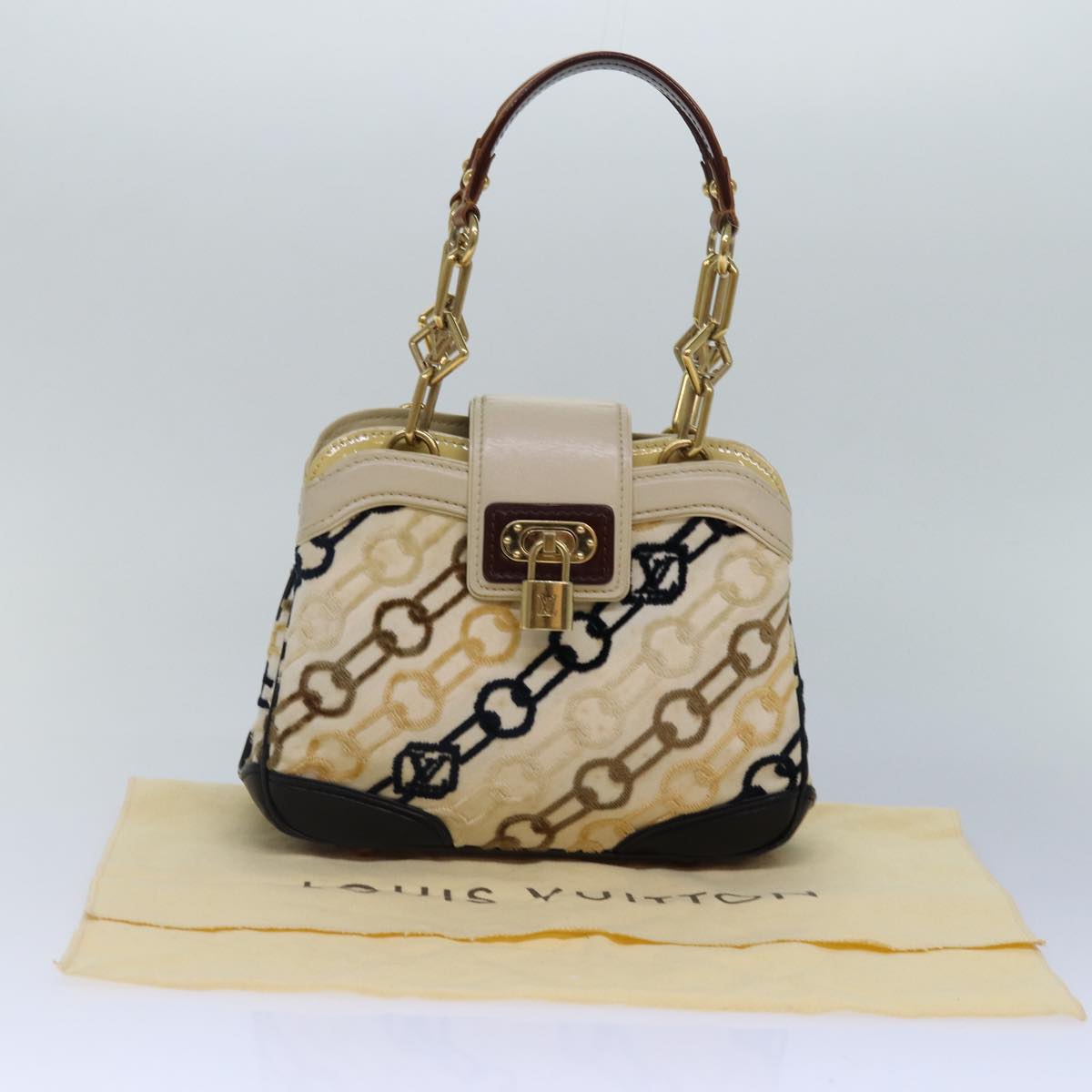 LOUIS VUITTON Monogram Charm Pochette Lover Hand Bag Ivory M95194 LV 86283A