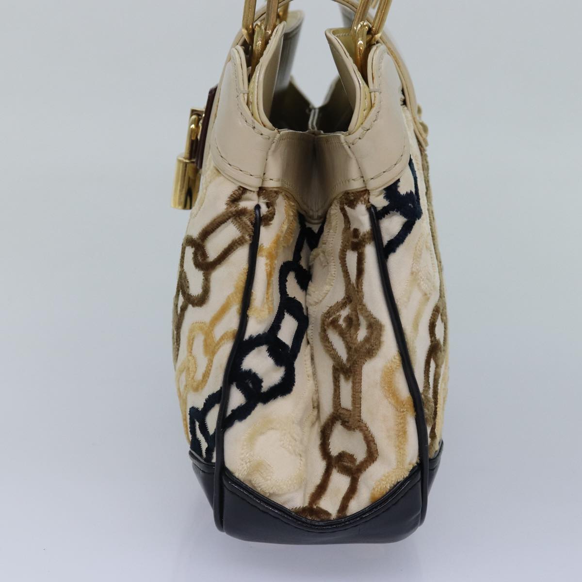 LOUIS VUITTON Monogram Charm Pochette Lover Hand Bag Ivory M95194 LV 86283A
