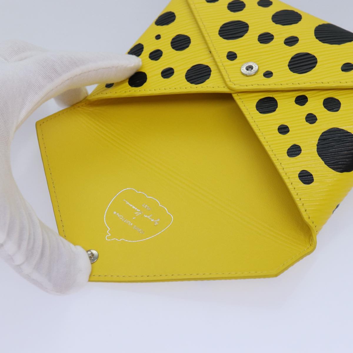 LOUIS VUITTON Epi Yayoi Kusama Pochette Kirigami Pouch Black M81959 86284S