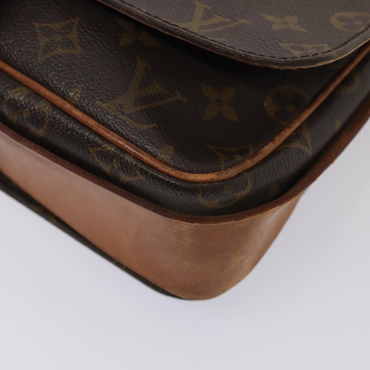 LOUIS VUITTON Monogram Cartouchiere GM Shoulder Bag M51252 LV 86367