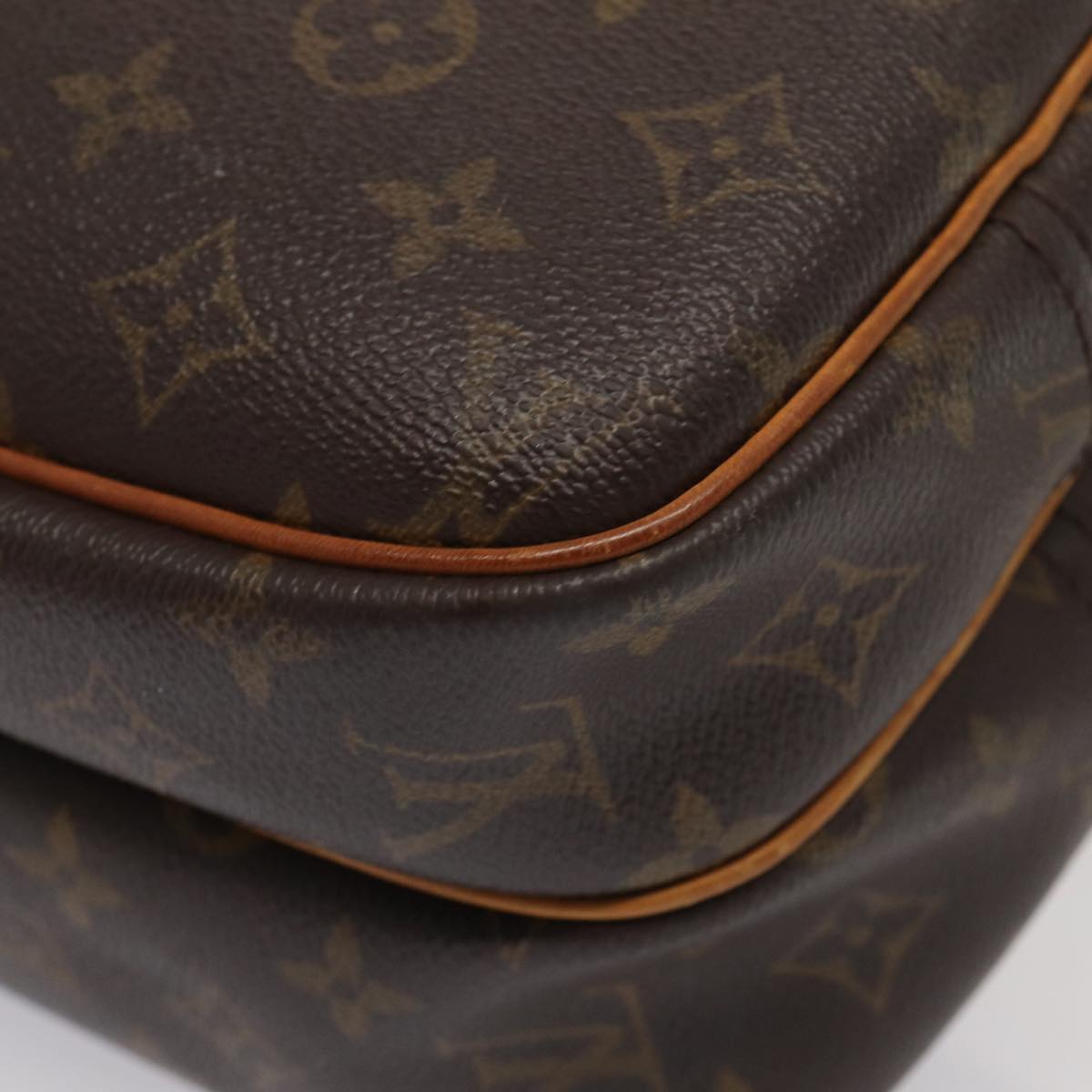 LOUIS VUITTON Monogram Reporter PM Shoulder Bag M45254 LV 86465