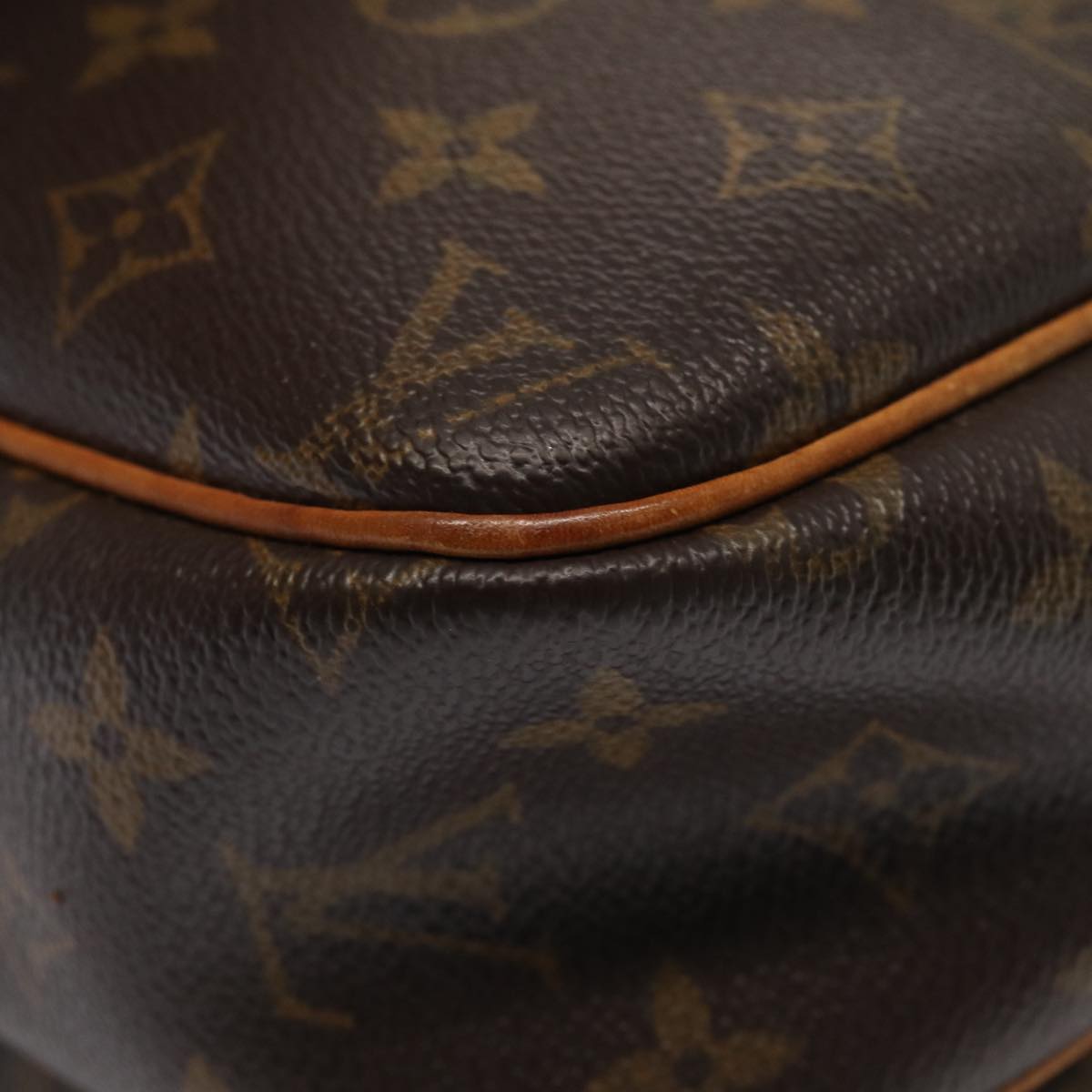 LOUIS VUITTON Monogram Reporter PM Shoulder Bag M45254 LV 86465