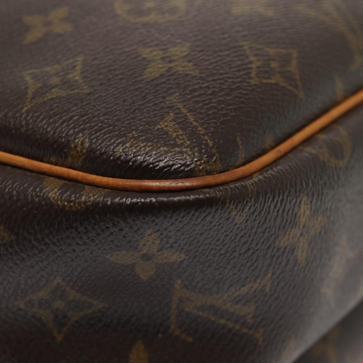 LOUIS VUITTON Monogram Reporter PM Shoulder Bag M45254 LV 86465