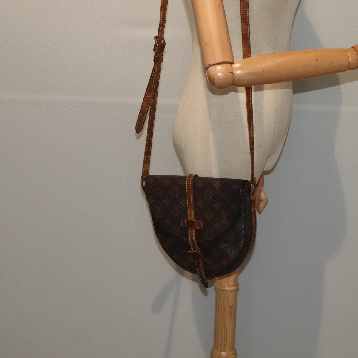 LOUIS VUITTON Monogram Chantilly MM Shoulder Bag M51233 LV 86498