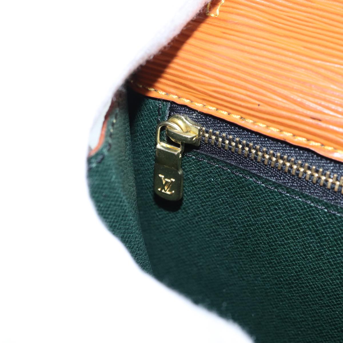 LOUIS VUITTON Epi Serie Dragonne Hand Bag Zipangu Gold M52618 LV 86508