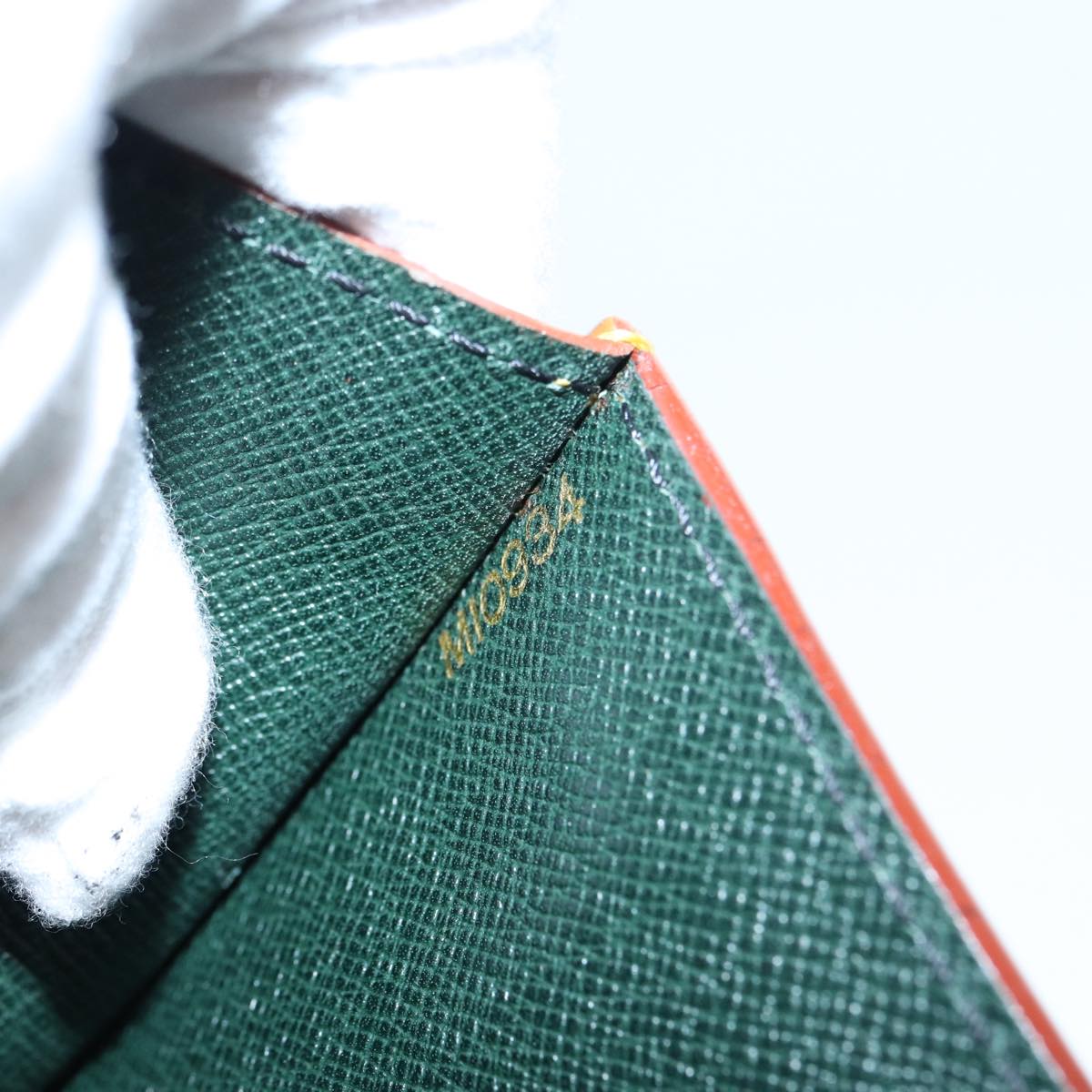 LOUIS VUITTON Epi Serie Dragonne Hand Bag Zipangu Gold M52618 LV 86508