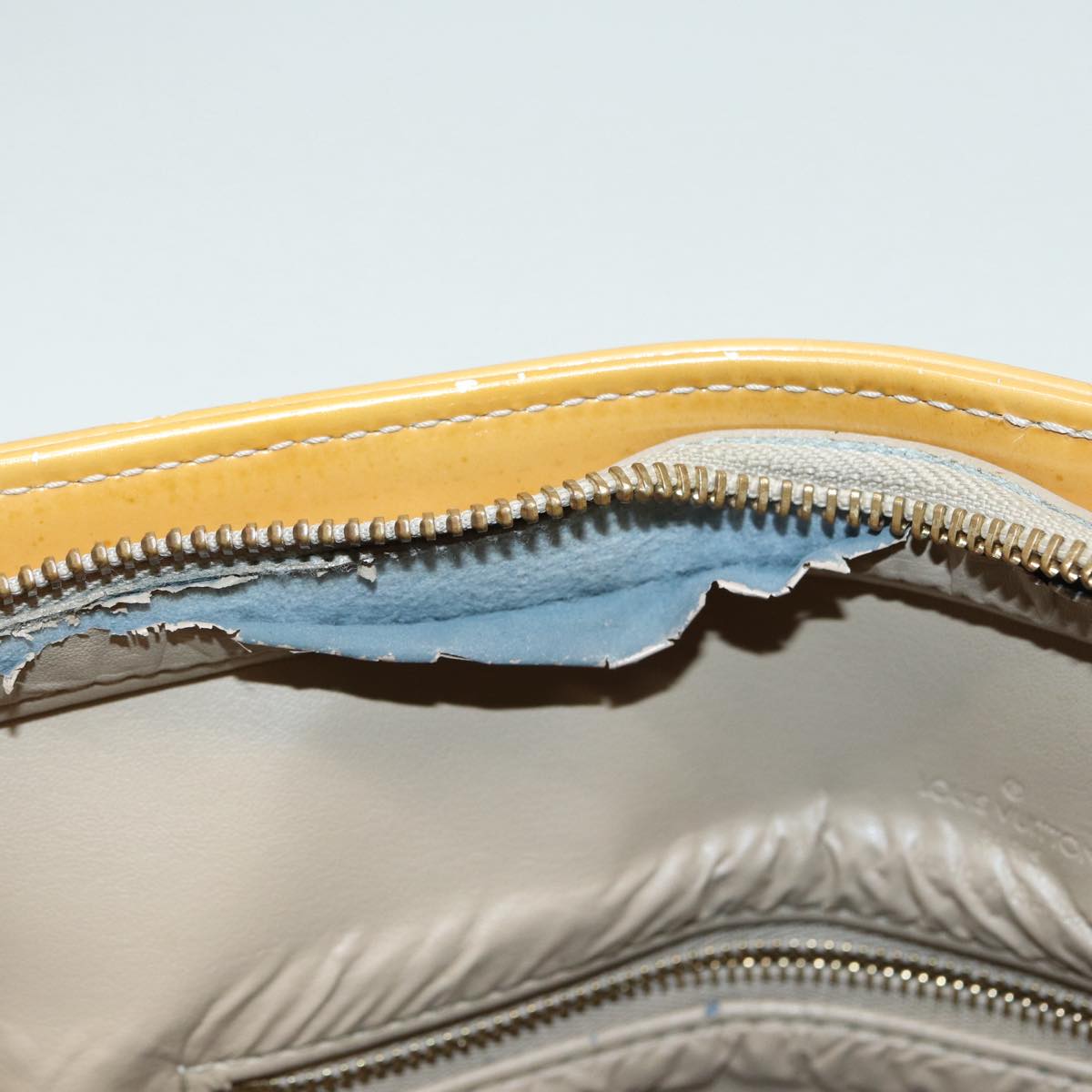LOUIS VUITTON Monogram Vernis Houston Hand Bag Beige M91004 LV 86676
