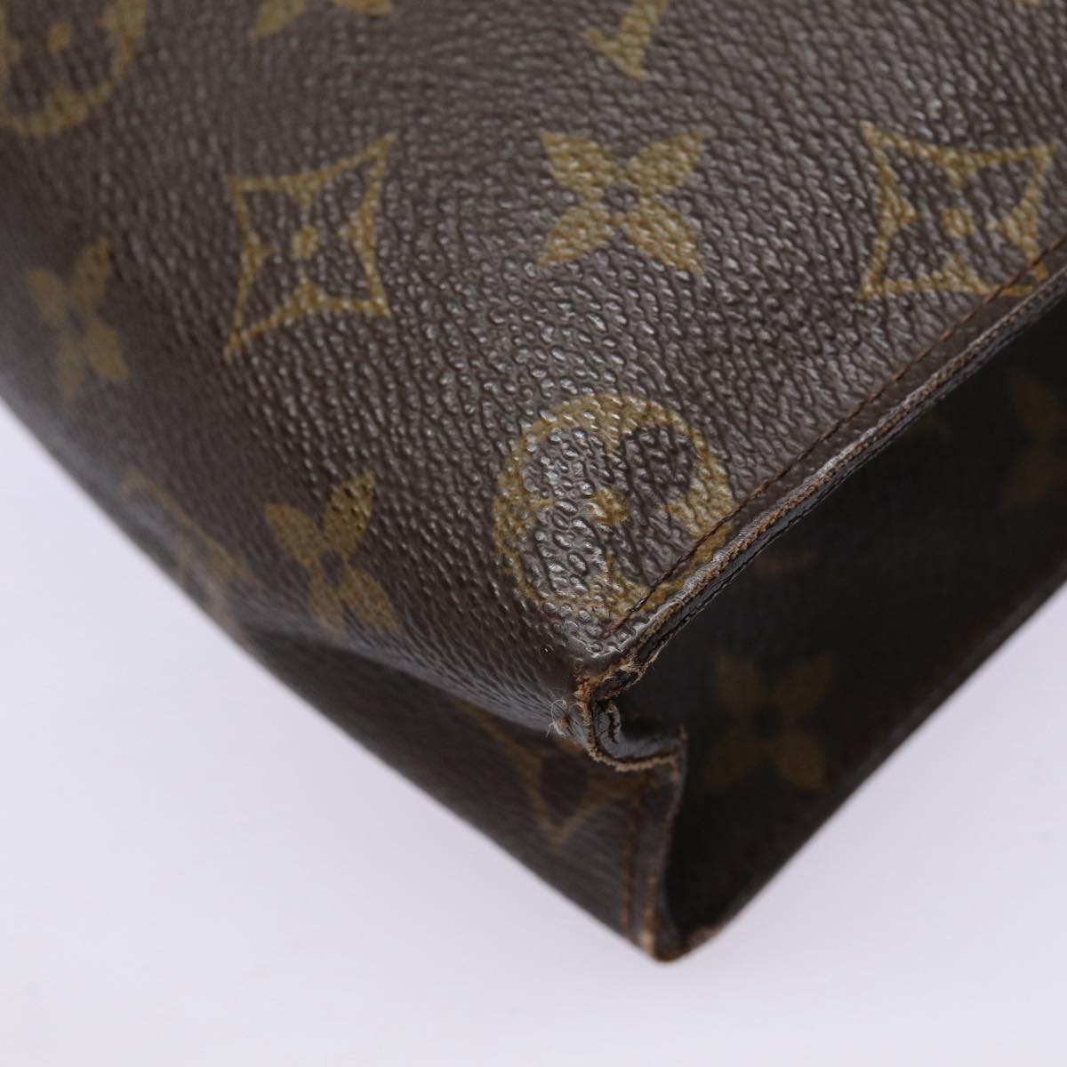 LOUIS VUITTON Monogram Poche Toilette 26 Pouch M47542 LV 86681