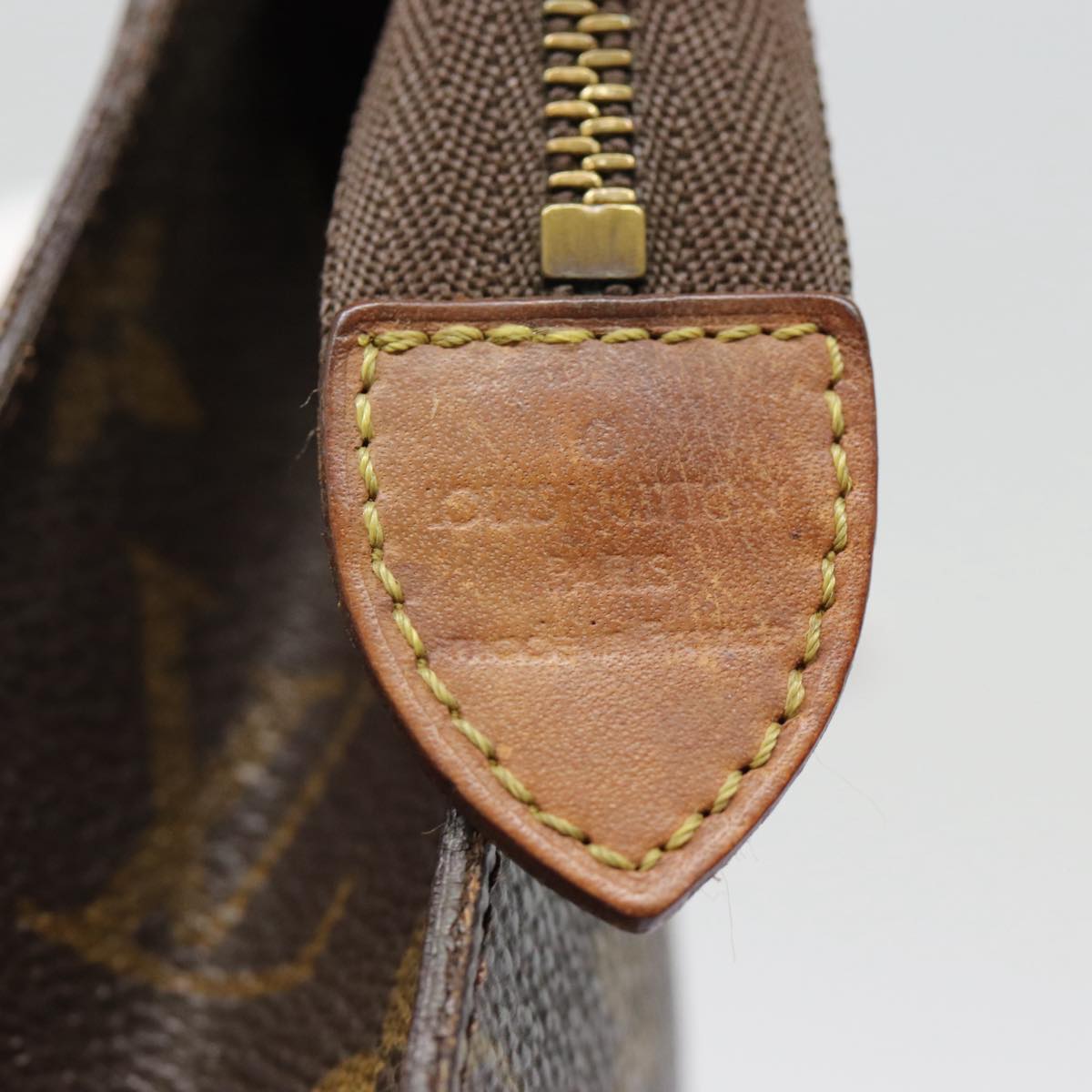 LOUIS VUITTON Monogram Poche Toilette 26 Pouch M47542 LV 86681