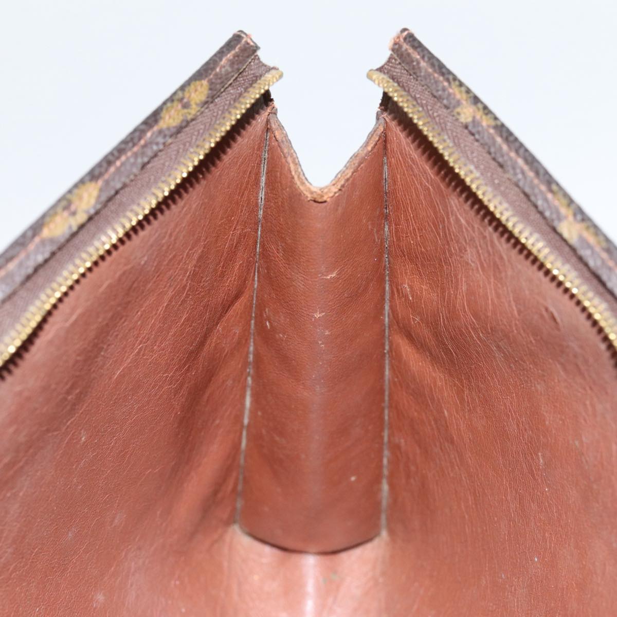 LOUIS VUITTON Monogram Poche Toilette 26 Pouch M47542 LV 86681