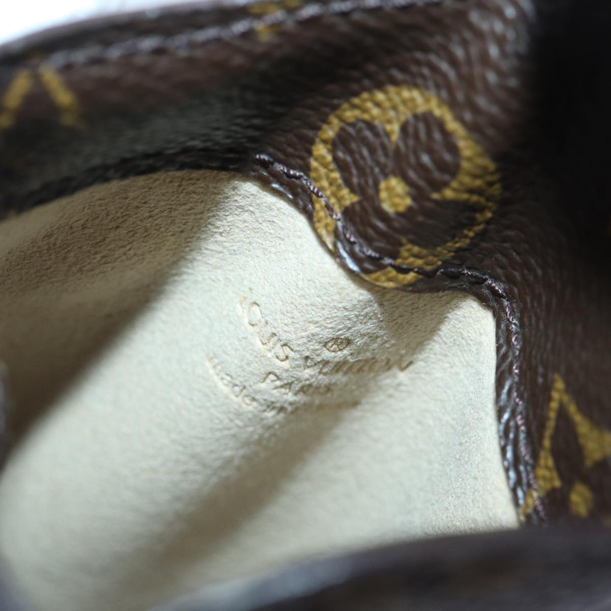LOUIS VUITTON Monogram Etui Lunette MM Glasses Case M66544 LV 86684