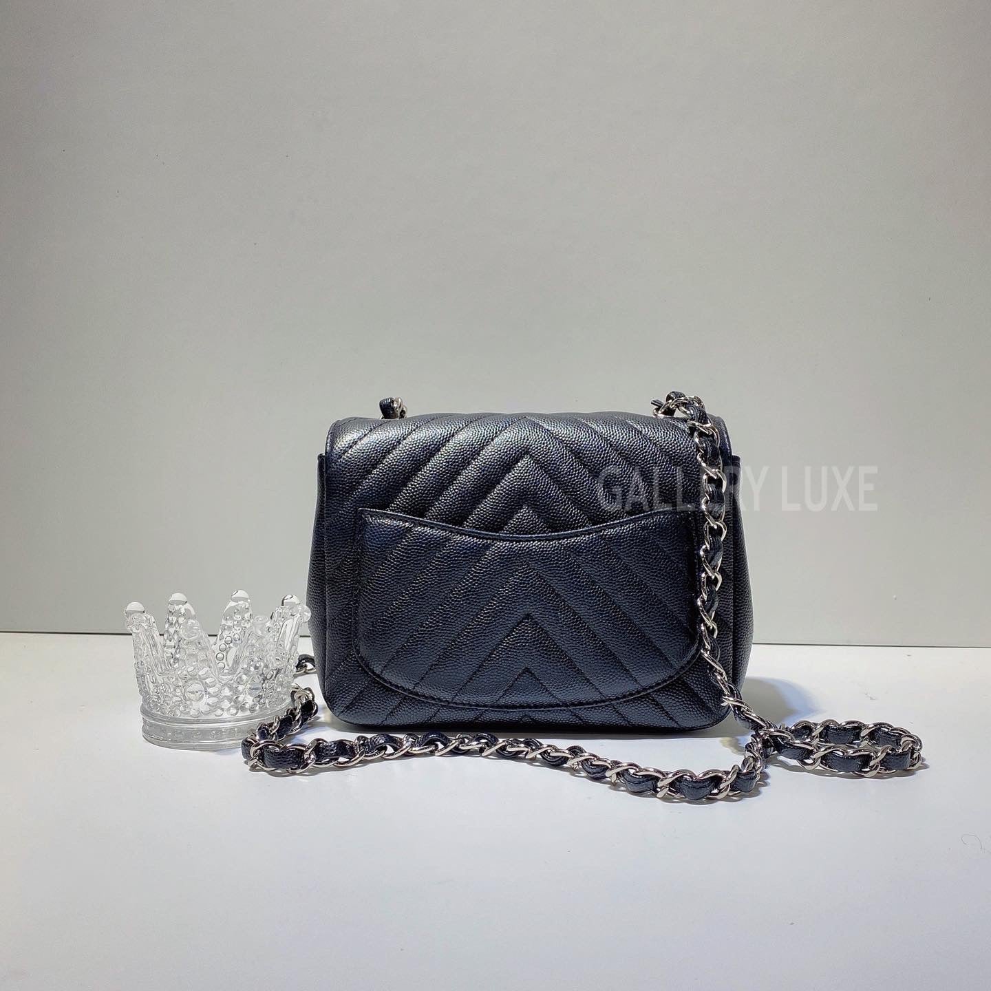 No.3112-Chanel Caviar Chevron Classic Flap Mini 17cm