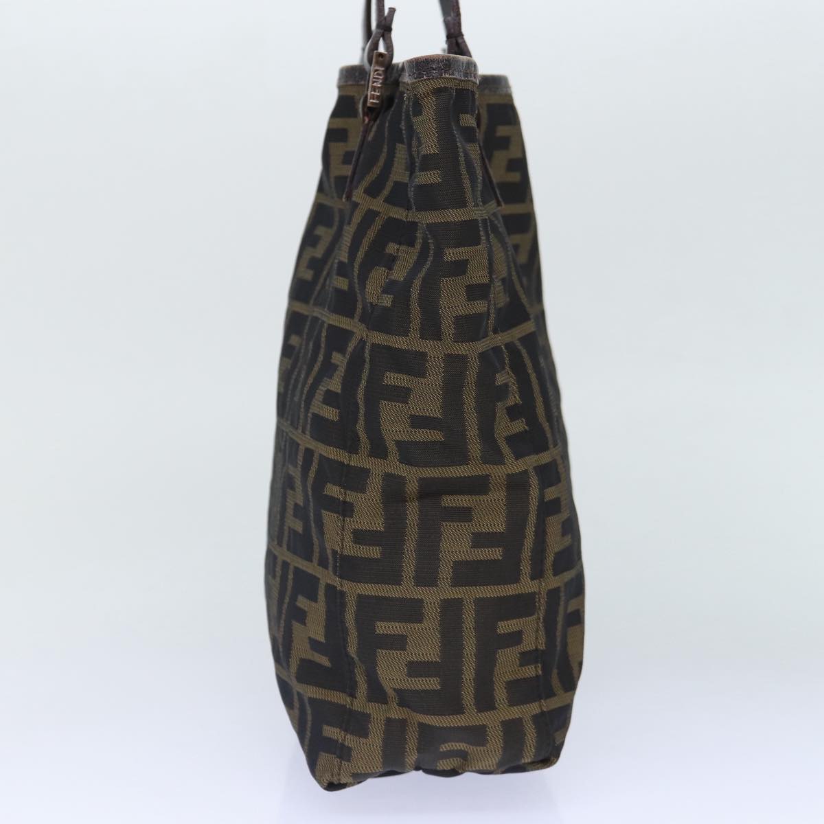 Luxury Fendi Zucca Canvas Hand Bag Brown Black Silver86924
