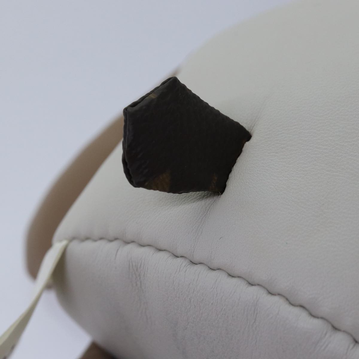 LOUIS VUITTON Monogram Teddy Bear GI0142 LV 86983A