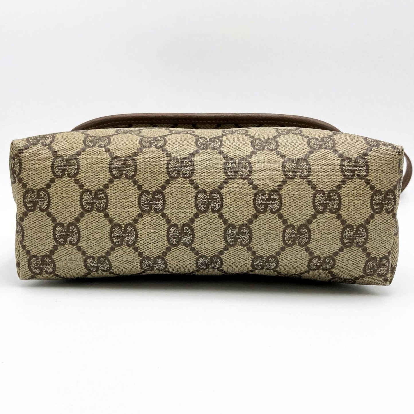 Gucci Gg Supreme  Canvas Shoulder Bag ()