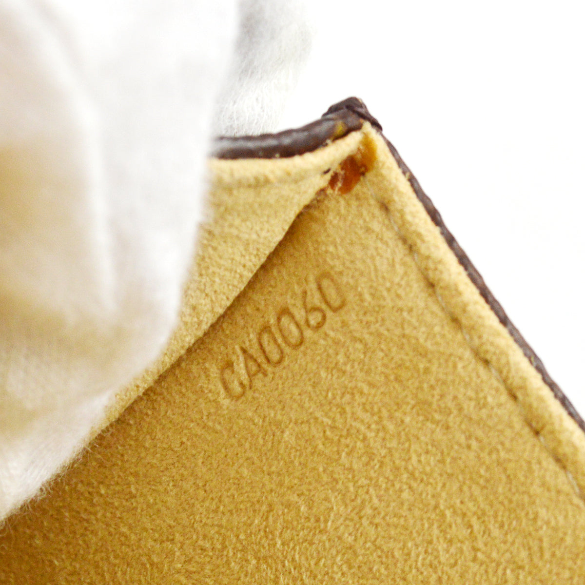 Louis Vuitton 2000 Pochette Twin GM Monogram M51852
