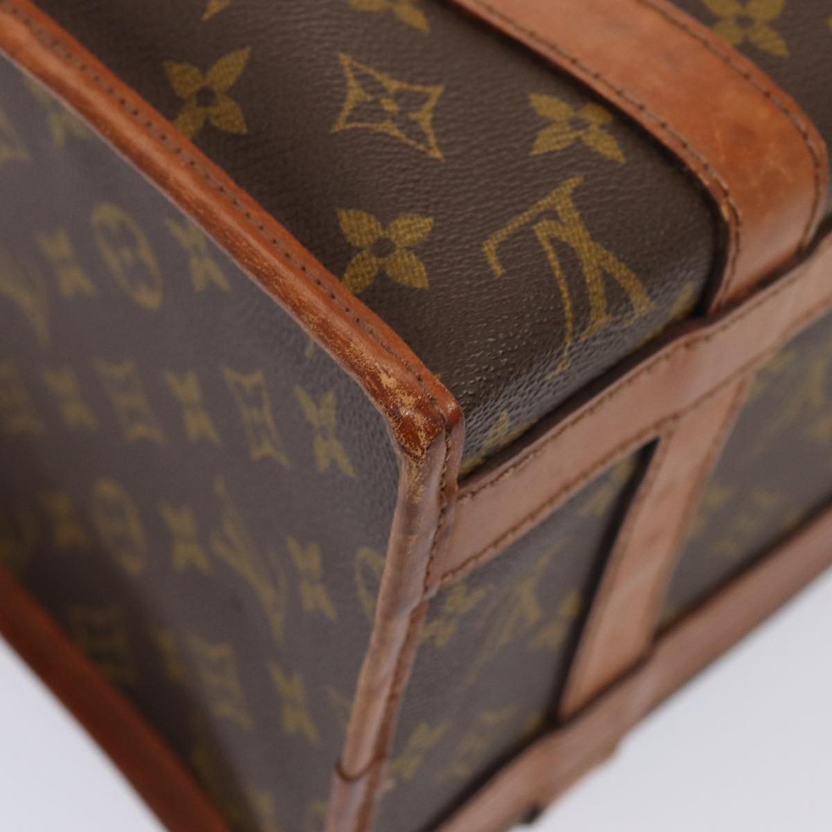 LOUIS VUITTON Monogram Sac Shan 30 Pet Carry M42024 LV 87233