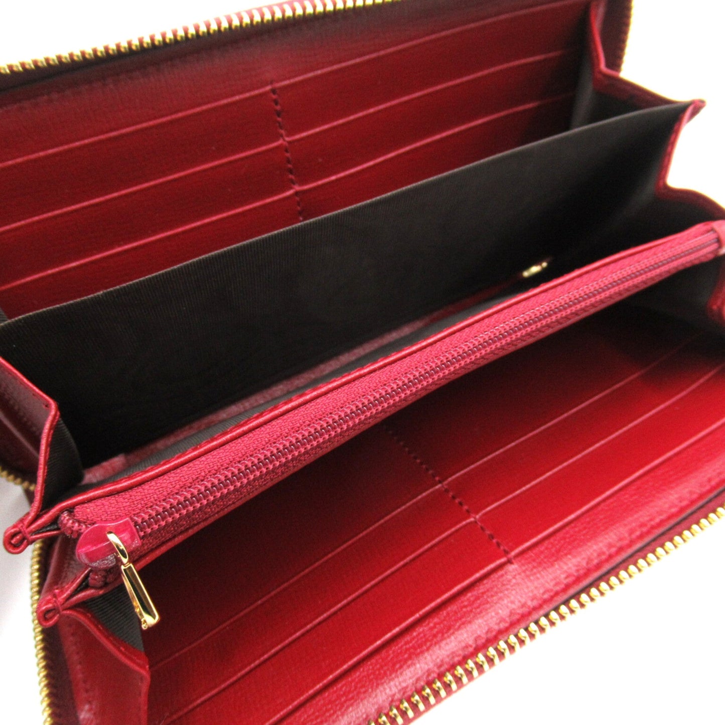 Gucci  Leather Wallet  ()