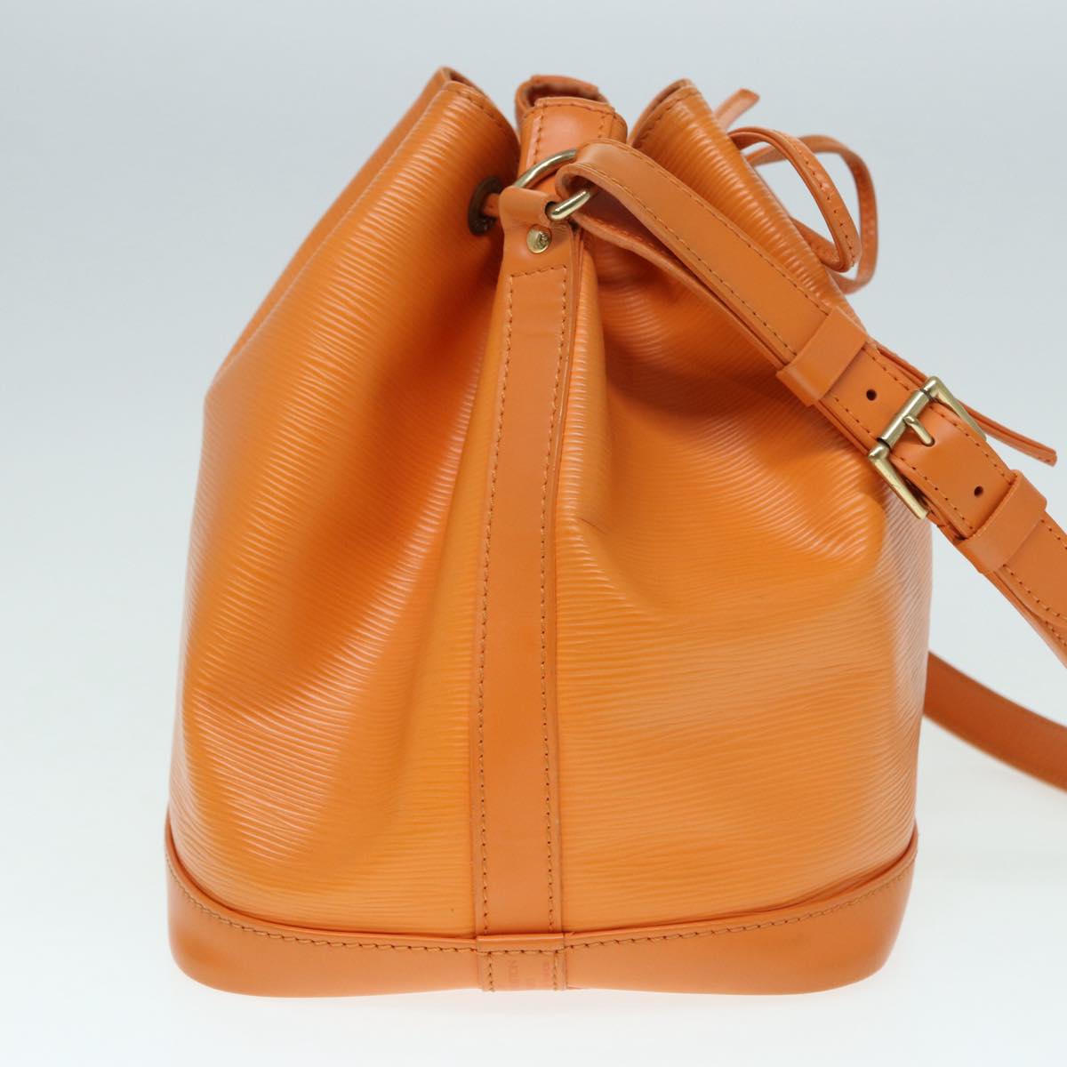 LOUIS VUITTON Epi Petit Noe Shoulder Bag Orange Mandarin M5901H LV 87364