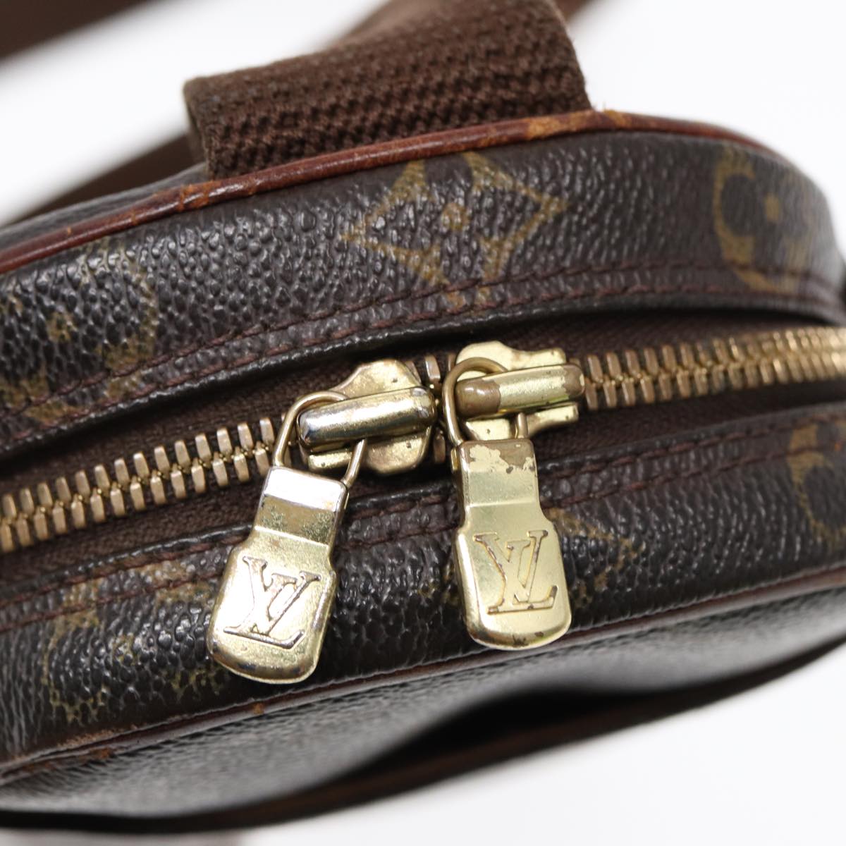 LOUIS VUITTON Monogram Pochette Gange Shoulder Bag M51870 LV 87597