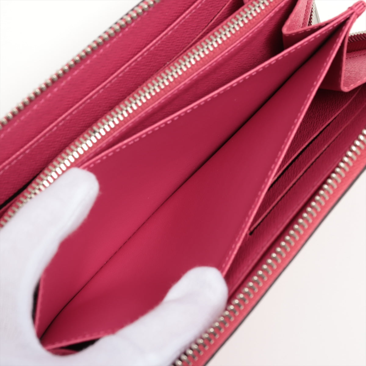 Louis Vuitton Epi  Wallet M69347 Pink Round Zip Wallet