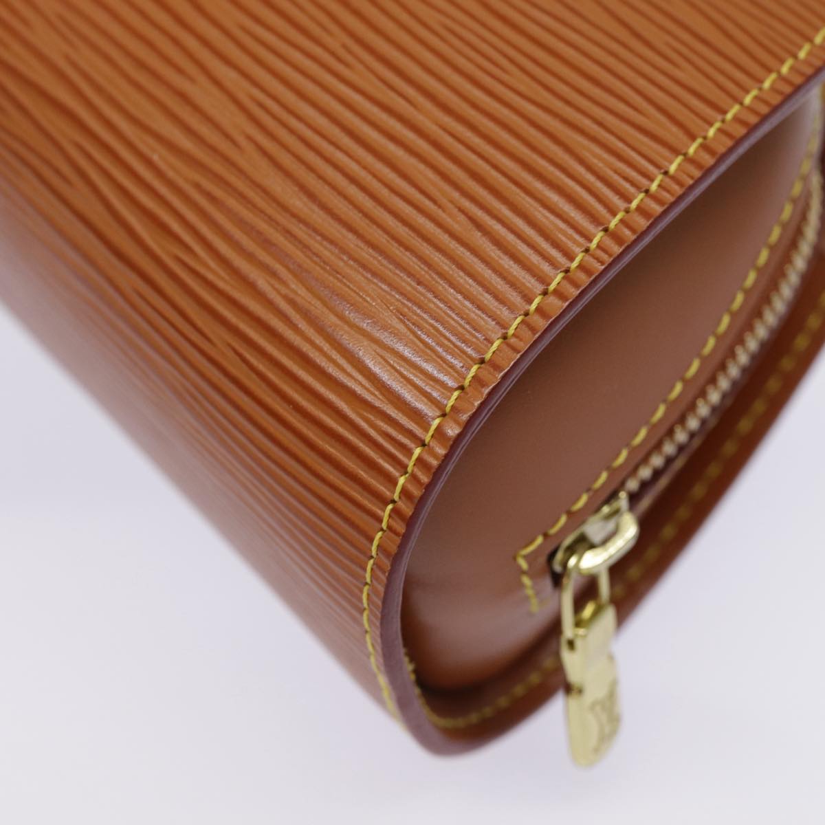 LOUIS VUITTON Epi Dofille PM Cosmetic Pouch Zipangu Gold M48448 LV 87710