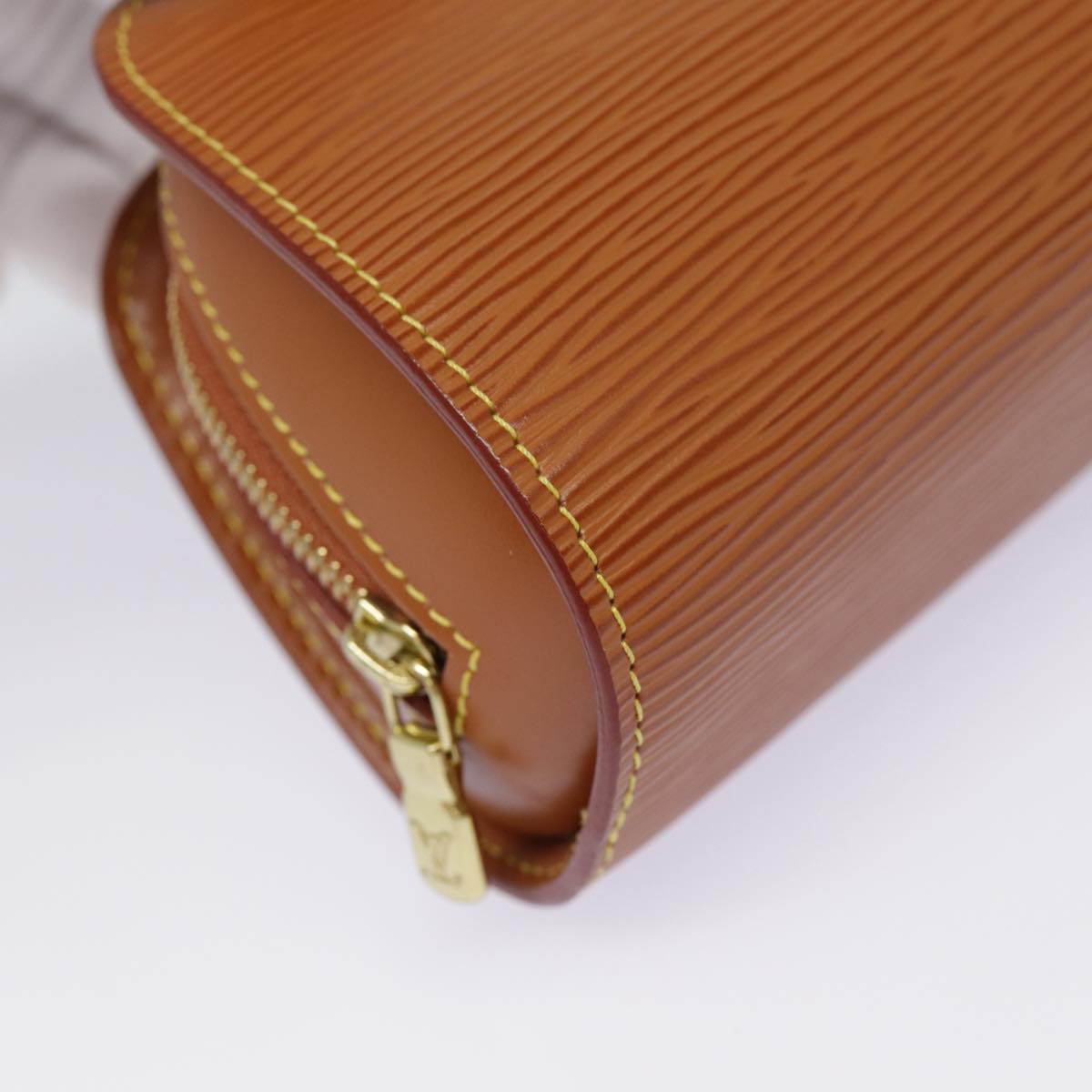LOUIS VUITTON Epi Dofille PM Cosmetic Pouch Zipangu Gold M48448 LV 87710