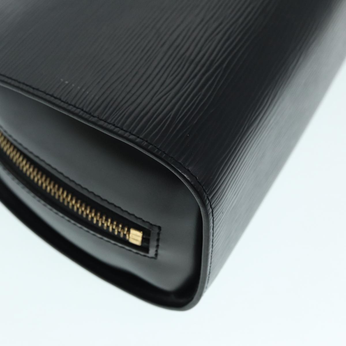 LOUIS VUITTON Epi Dauphine MM Pouch Black M48452 LV 87789