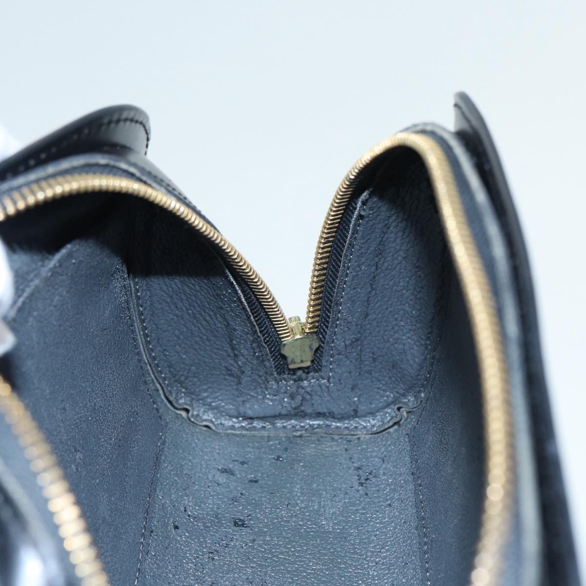 LOUIS VUITTON Epi Dauphine MM Pouch Black M48452 LV 87789
